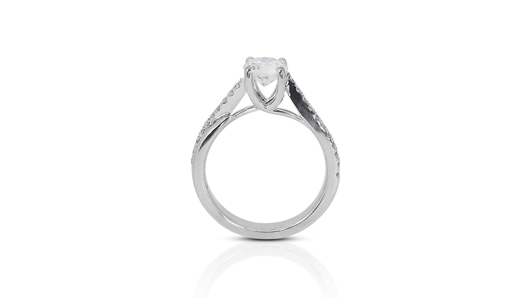 Eleganter 18 Karat Weißgold Natürlicher Diamant-Pavé-Ring mit 1,24 Karat - GIA zertifiziert im Angebot 1