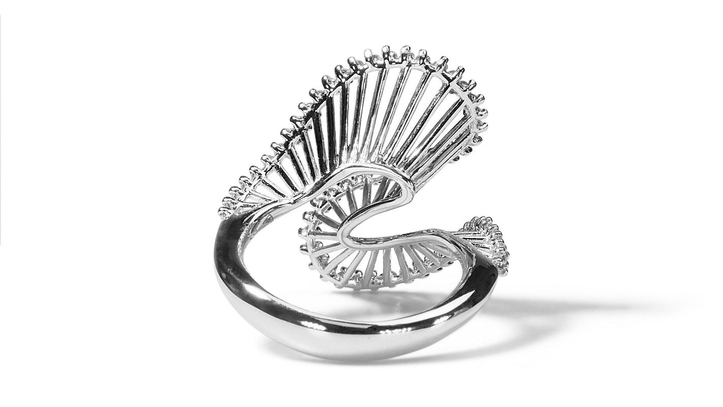 Ring aus 18 Karat Weißgold mit 0,30 Karat natürlichem Diamanten und IGI-Zertifikat 3