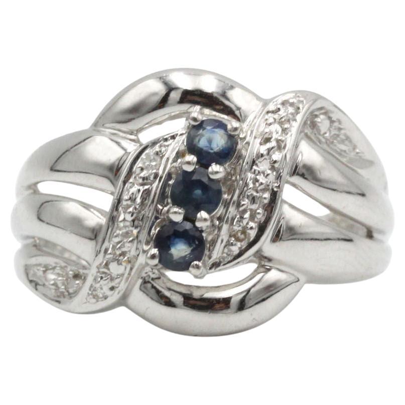 Elegant 18K White Gold Sapphire & Diamond Twist Ring, US Size 7¾