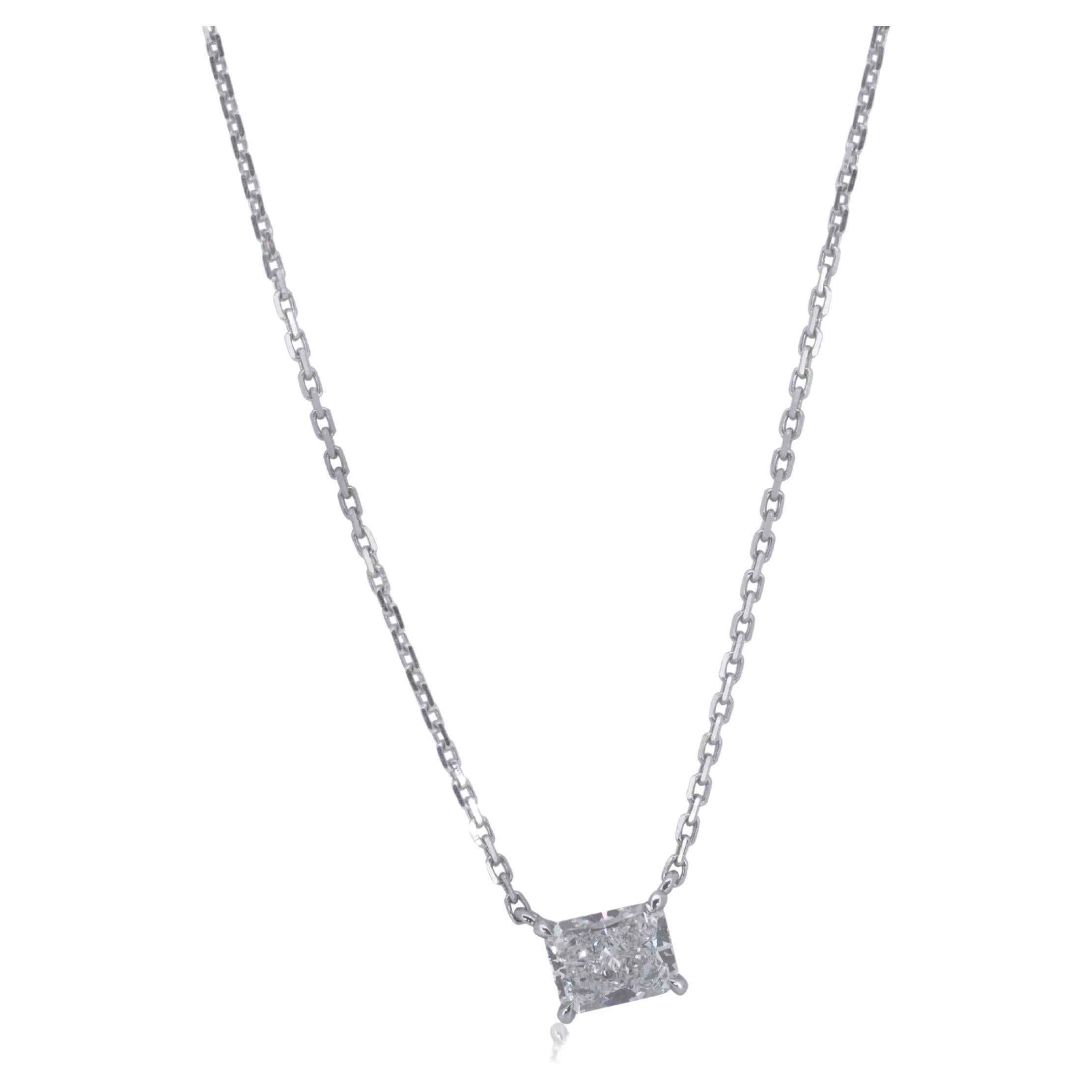 Elegant 18k White Gold Solitaire Necklace with 0.72 Carat of Natural Diamonds