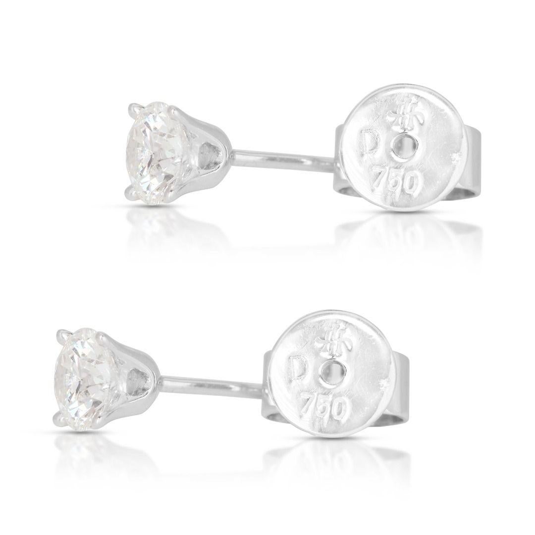 Elegant 18K White Gold Stud Earring 2