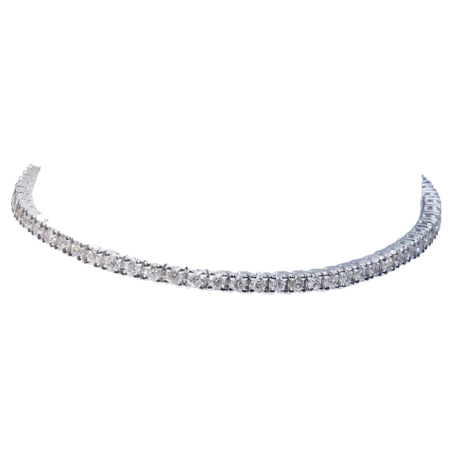 Stunning 18K White Gold Tennis Bracelet with 2.70 Ct Natural Diamonds