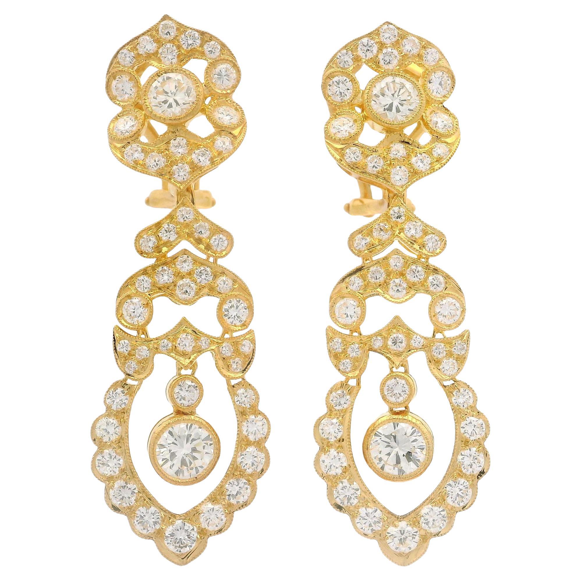Elegant 18k Yellow Gold 4.47ctw VVS E Diamond Dangle Drop Omega Earrings