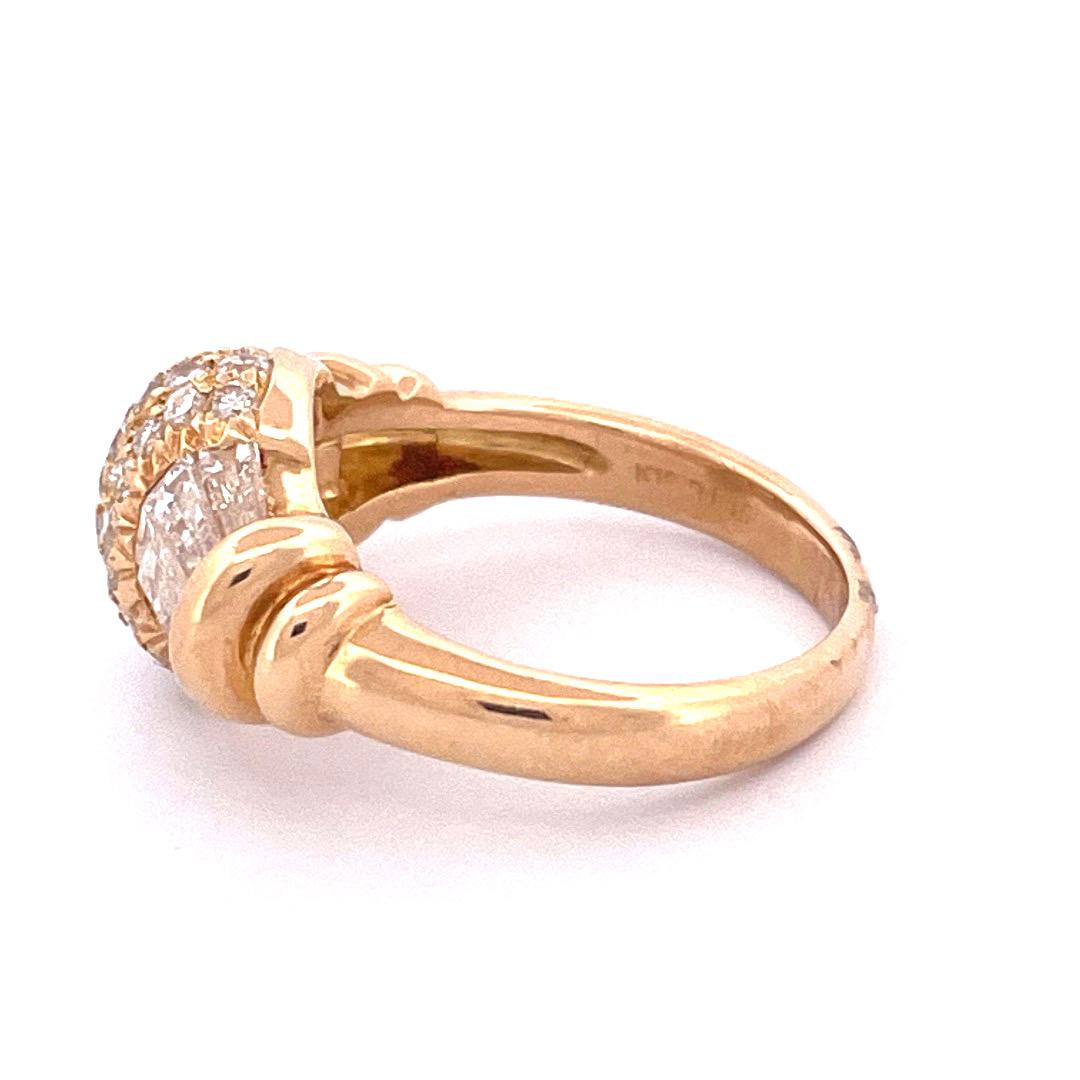 Mixed Cut Elegant 18k Yellow Gold Cluster Diamond Ring For Sale