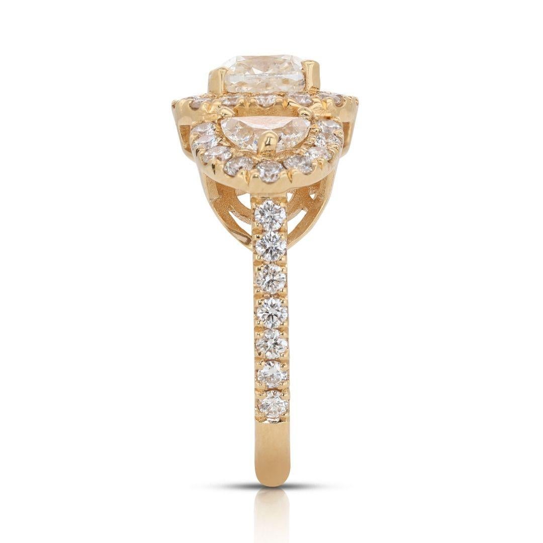 Women's Luxurious 1.2 ct. Cushion Shape Diamond Ring For Sale