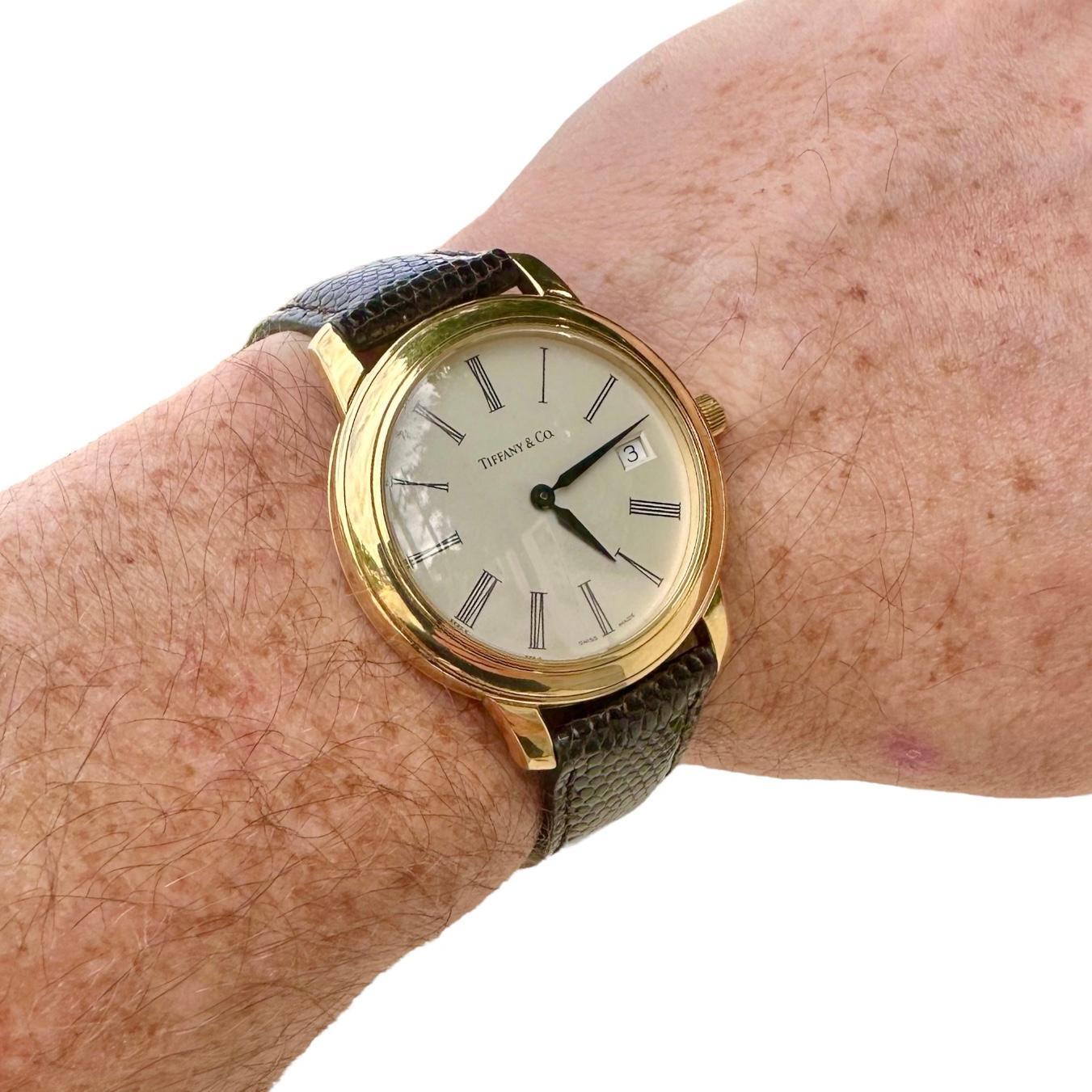 Elegant 18k Yellow Gold Gents Tiffany & Co. Quartz Movement Wrist Watch  For Sale 3