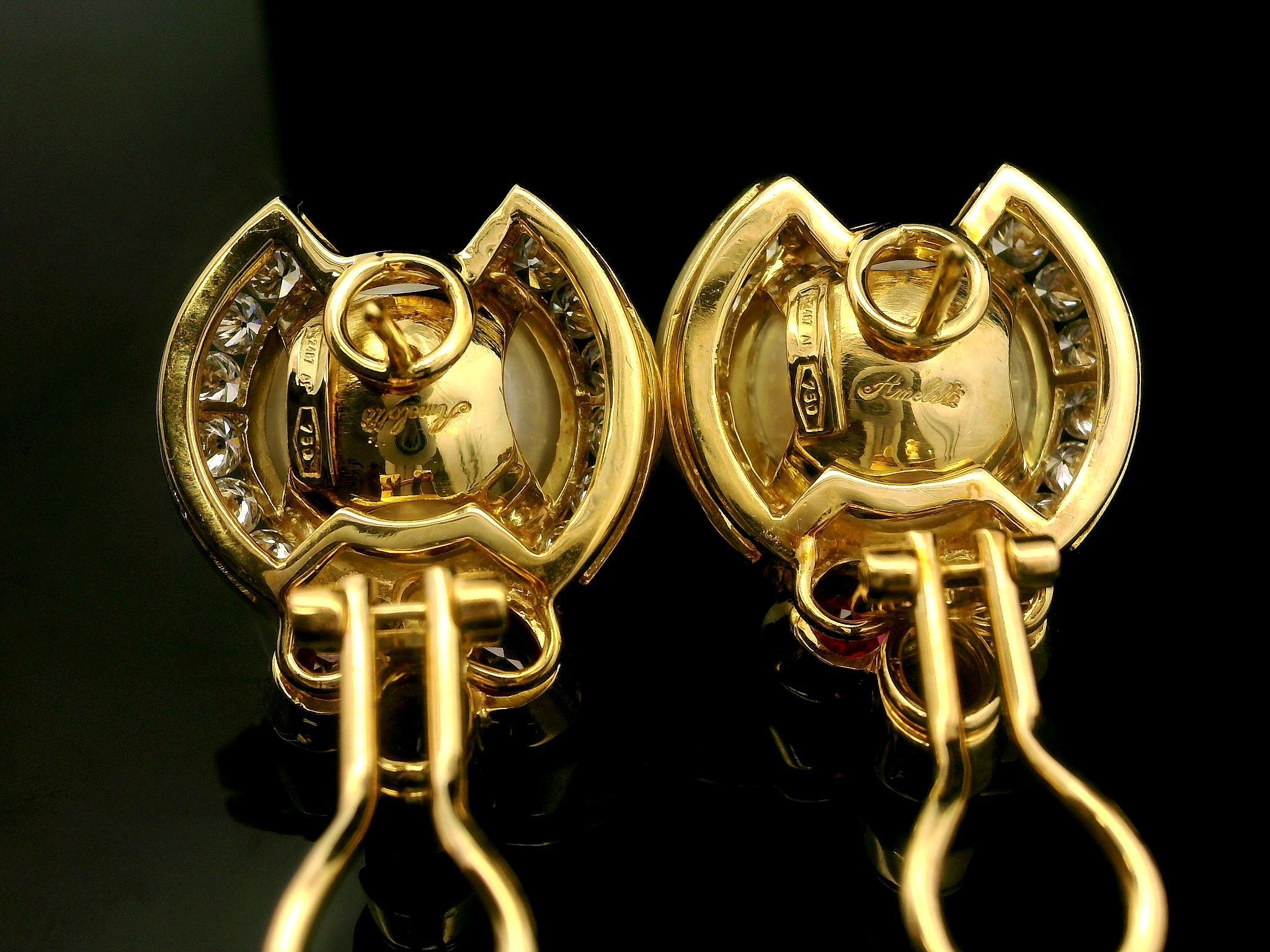 Elegante 18k Gelbgold GIA 12mm Perle 5,25ctw Rubin & Diamant Omega Ohrringe im Angebot 3