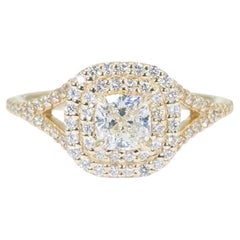 Elegant 18k Yellow Gold Halo Ring w/ 0.81 ct Natural Diamonds - GIA Certificate