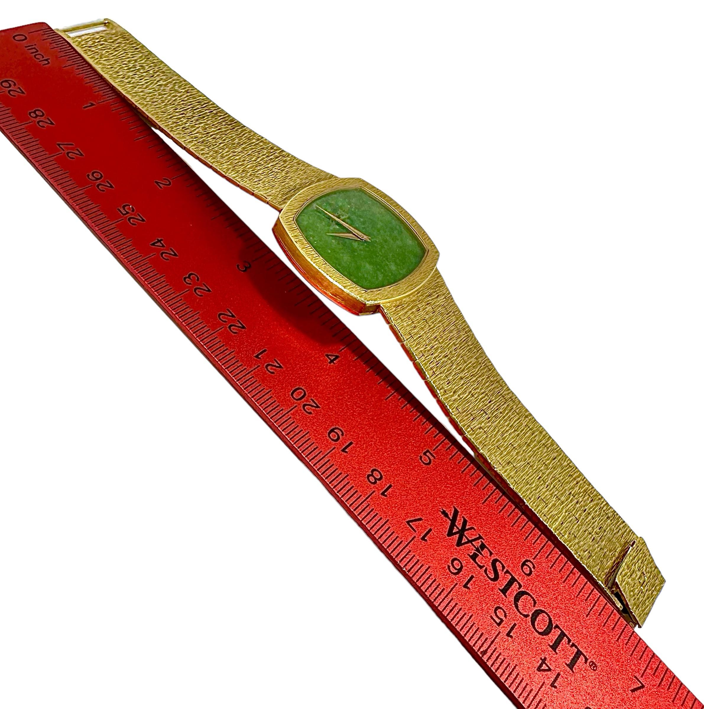 Piaget Uhr aus 18 Karat Gelbgold mit 30 mm geschliffenem, kissenförmigem Jade-Zifferblatt 8