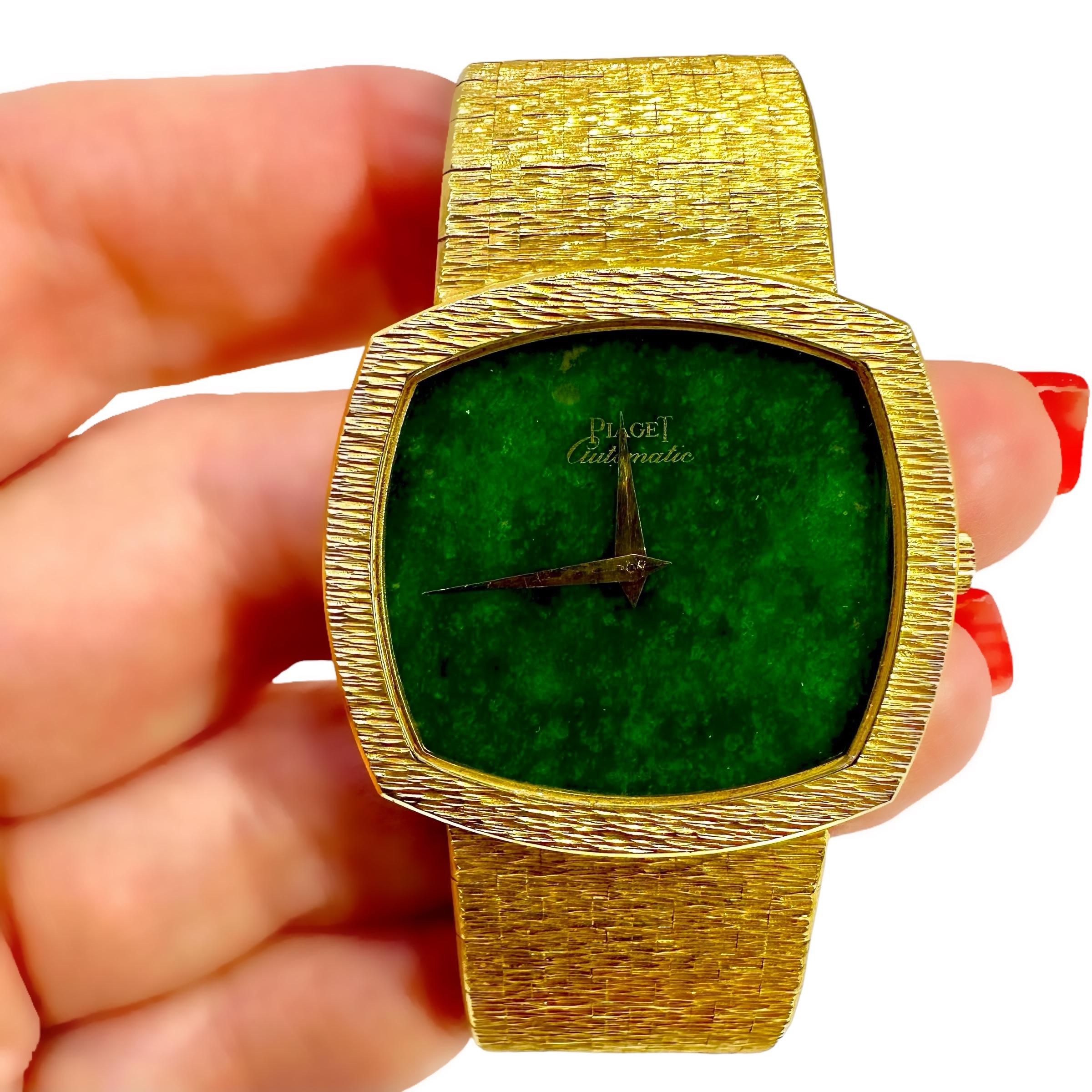 Piaget Uhr aus 18 Karat Gelbgold mit 30 mm geschliffenem, kissenförmigem Jade-Zifferblatt 9