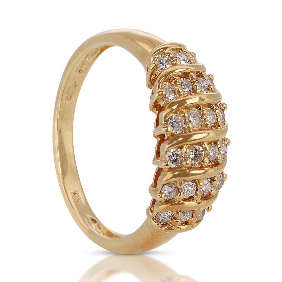 Elegant 18K Yellow Gold Ring with 0.33 ct Natural Diamonds In New Condition For Sale In רמת גן, IL