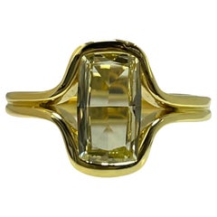 1.30 Carat GIA-Certified Cushion Natural Diamond V, VS1 18K Yellow Gold Ring