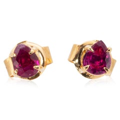 Elegant 18k Yellow Gold Stud Earrings with 0.16 Natural Rubies