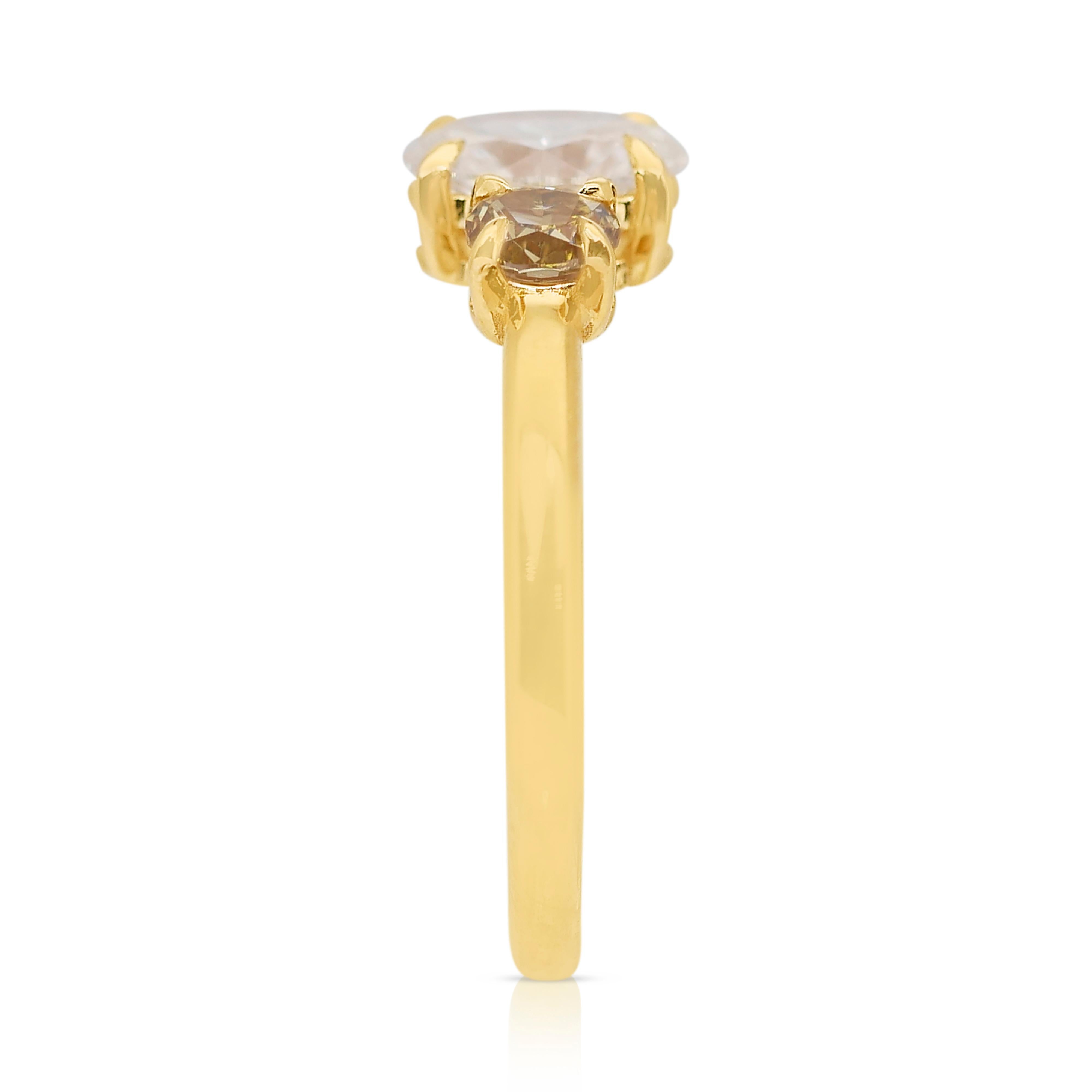 Exquisiter 1,12 Karat Diamanten 3-Stein-Ring aus 18 Karat Gelbgold - IGI-zertifiziert 1
