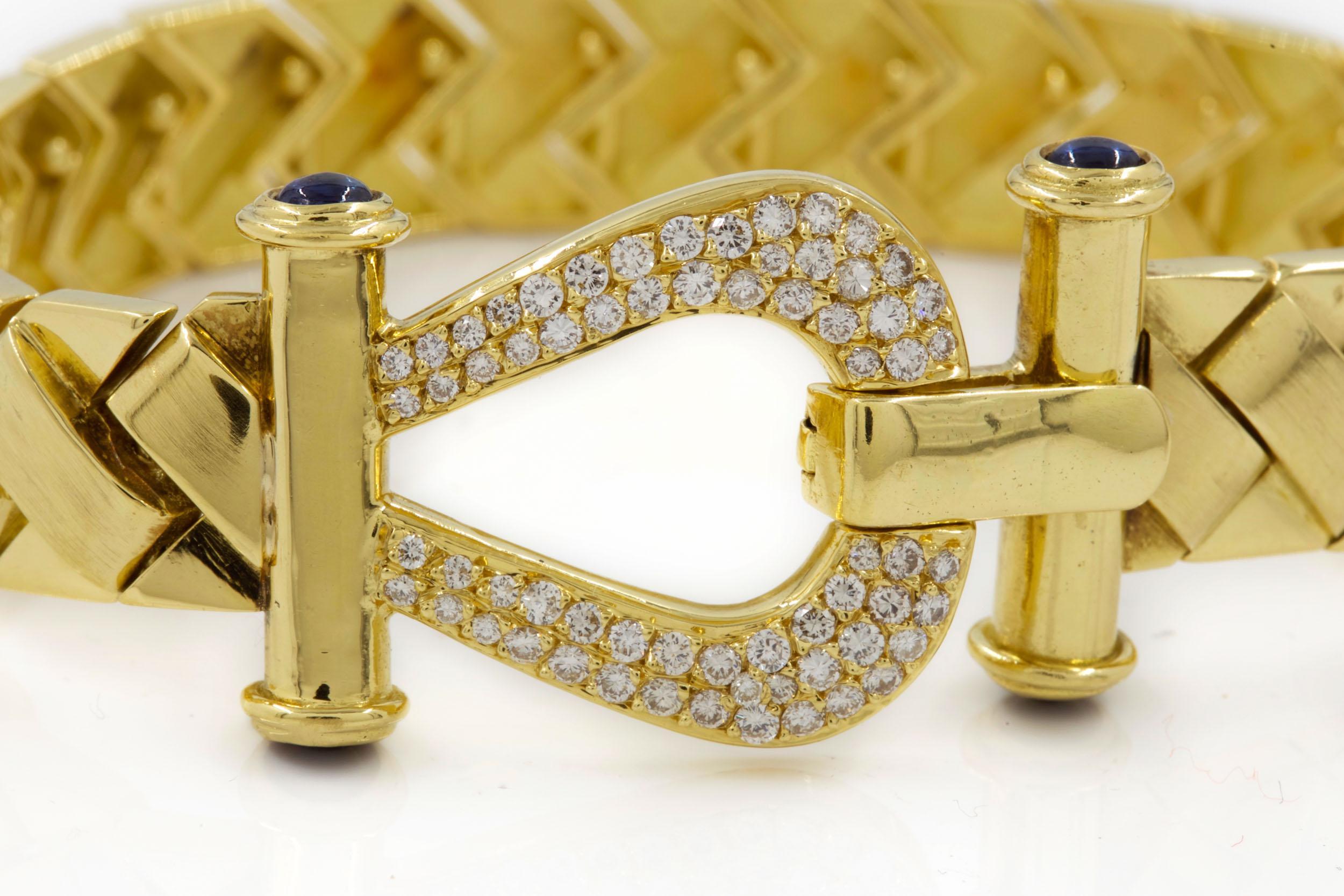 Elegant 18-Karat Gold Woven Strap Bracelet with 65 Diamonds and 4 Sapphires For Sale 5