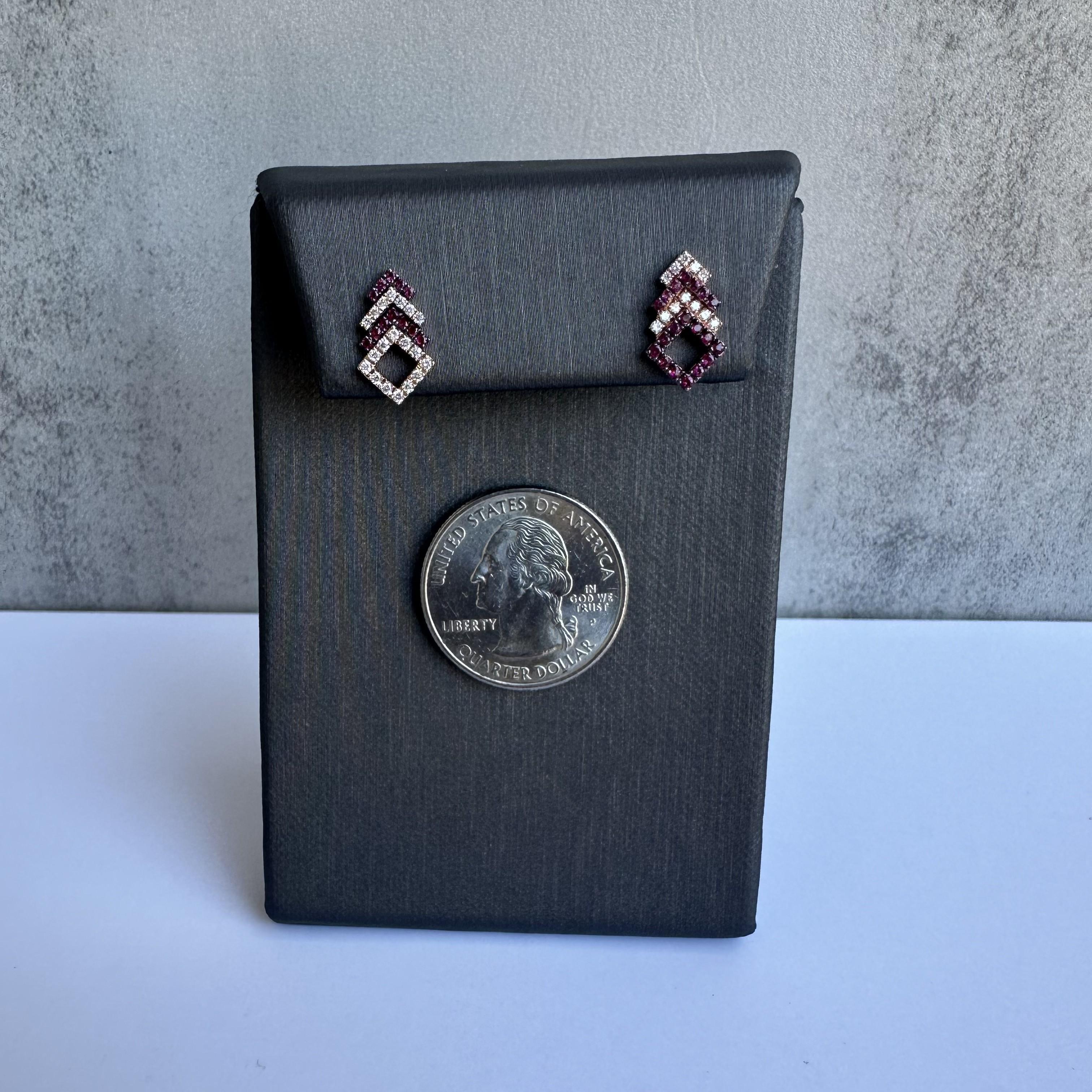 Elegant 18kt Rose Gold Diamond and Ruby Earrings - 0.25ctw Rubies, 0.19ctw Dia In New Condition For Sale In West Hempstead, NY