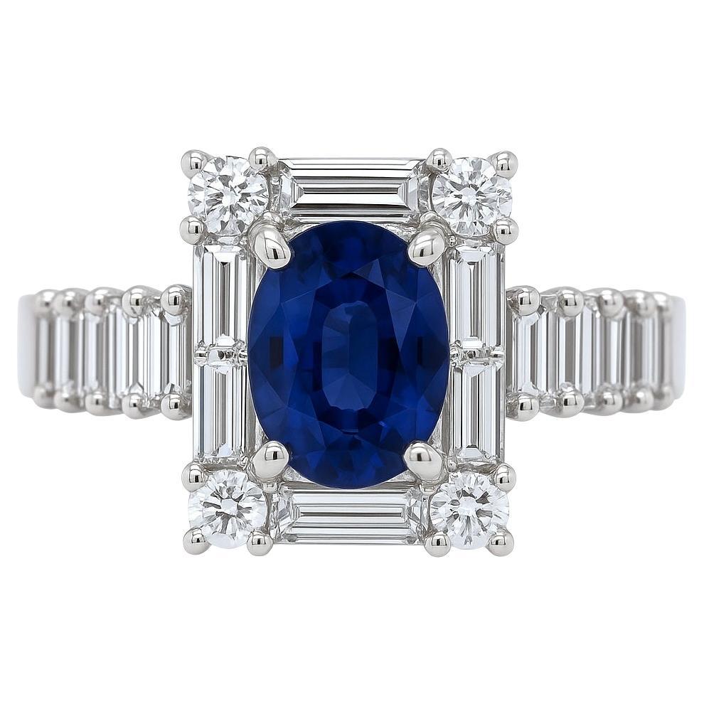 Elegante Anillo de Zafiro y Diamantes en Oro Blanco de 18 Kts - Talla 6 en venta
