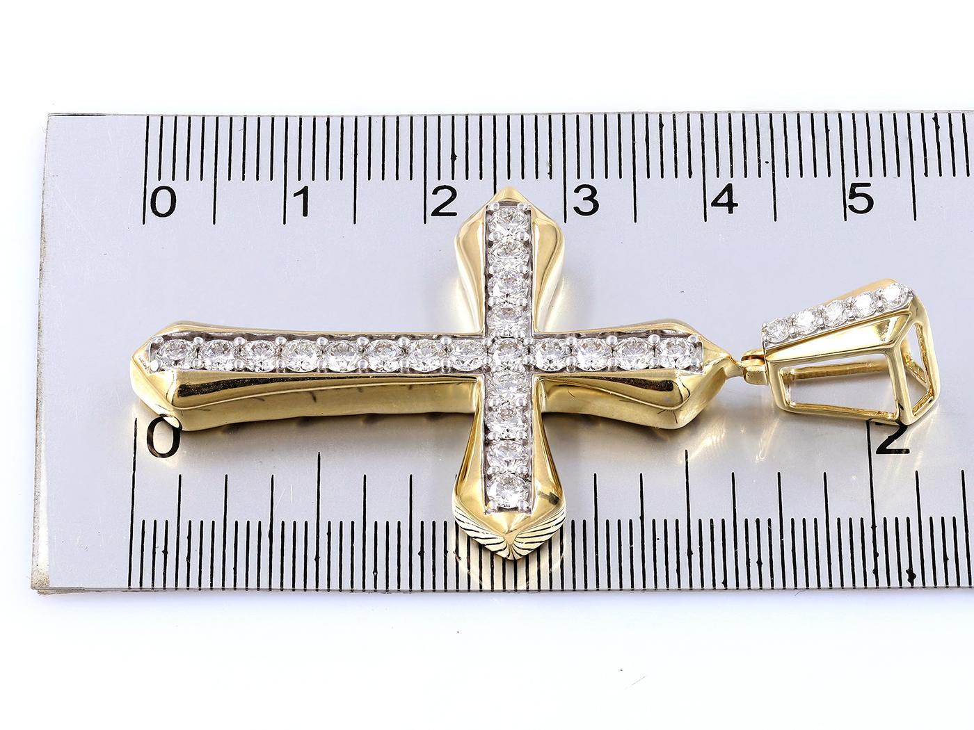 da uomo o donna Elegante ciondolo a forma di croce in oro giallo 18KT con 2,06 ct di diamanti naturali  IGI Certi in vendita