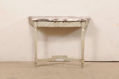 Elegante französische Wandkonsole mit Marmorplatte aus dem 18. Jahrhundert, schön geschnitzt mit originalem Finish