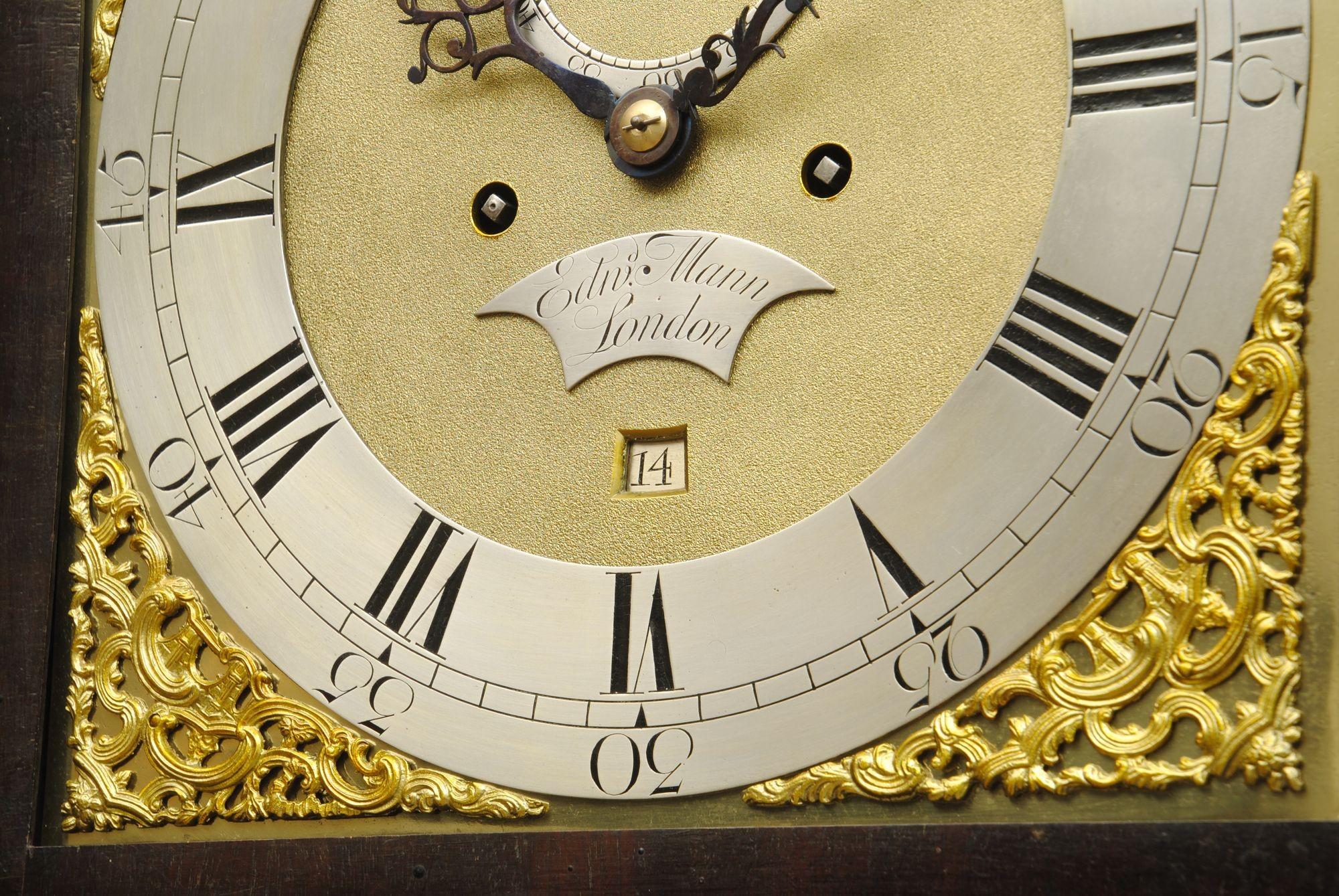 Giorgio III Eleganza dell'orologio a cassa lunga di LONDRA del XVIII secolo in vendita
