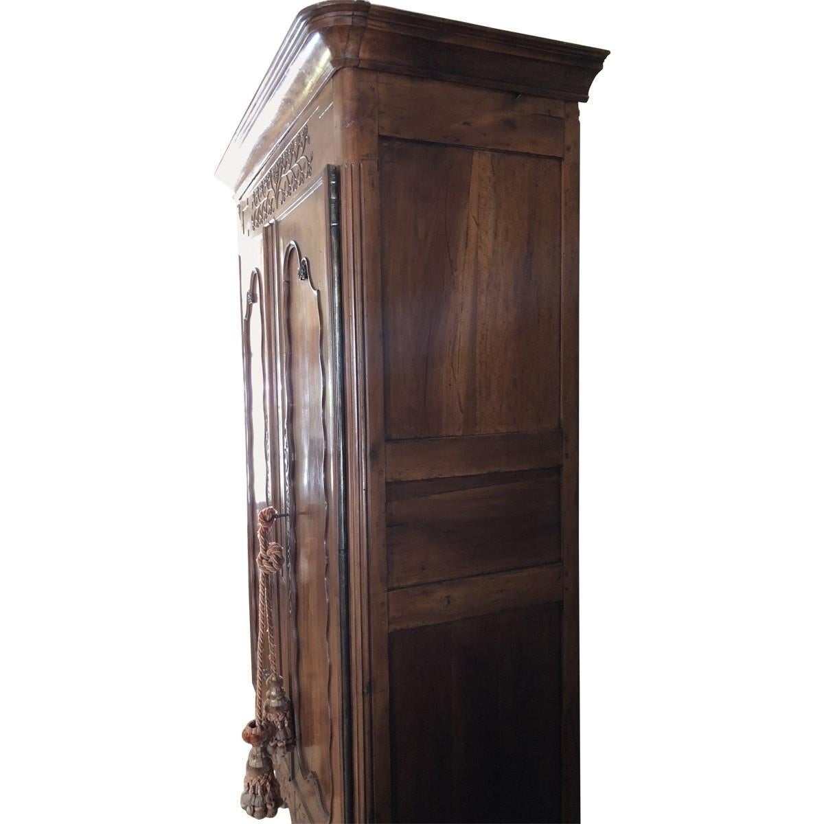 Wood Elegant 19th Century Louis XV French Carved Walnut Armoire