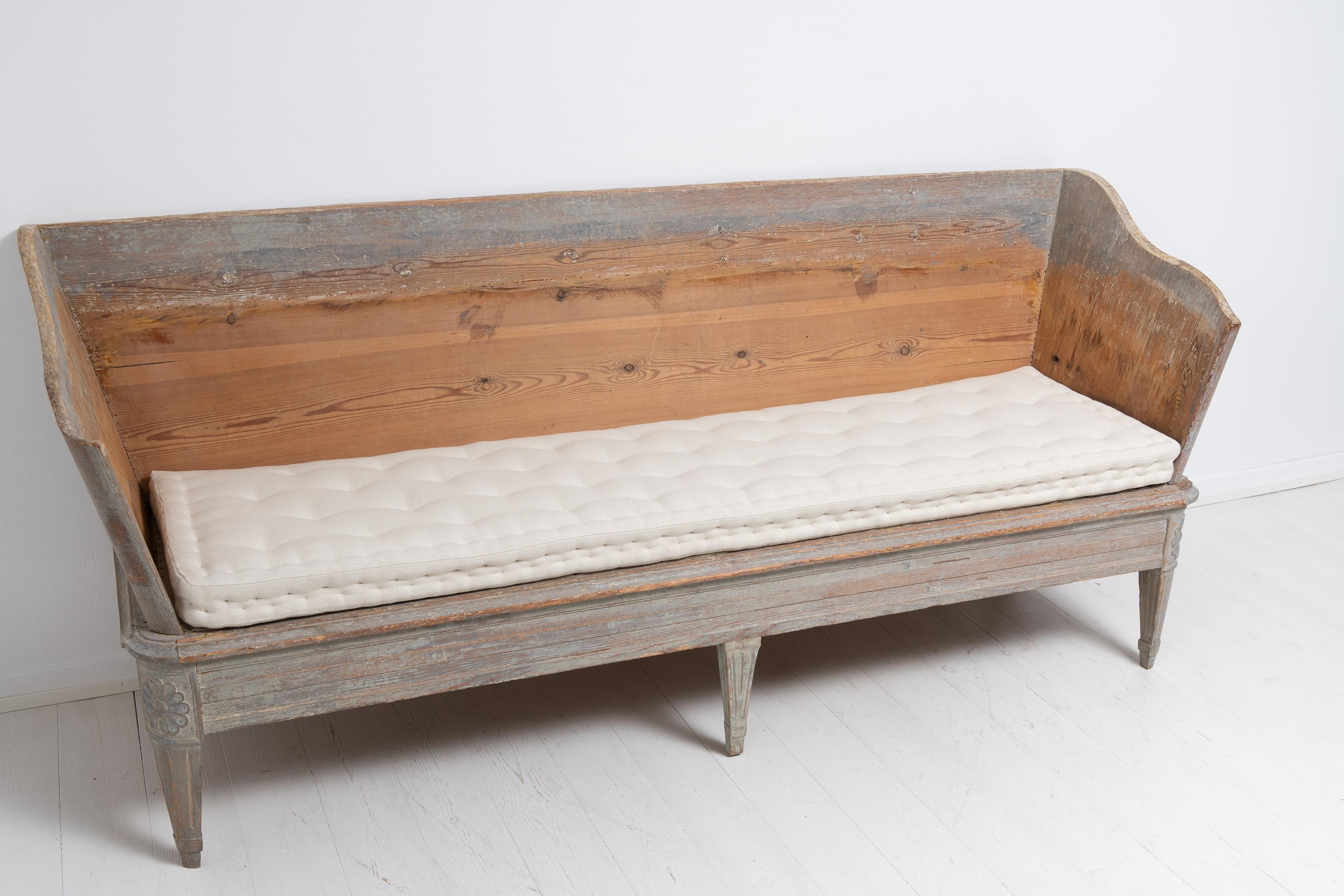 Elegant 18th Century Swedish Gustavian Sofa 7