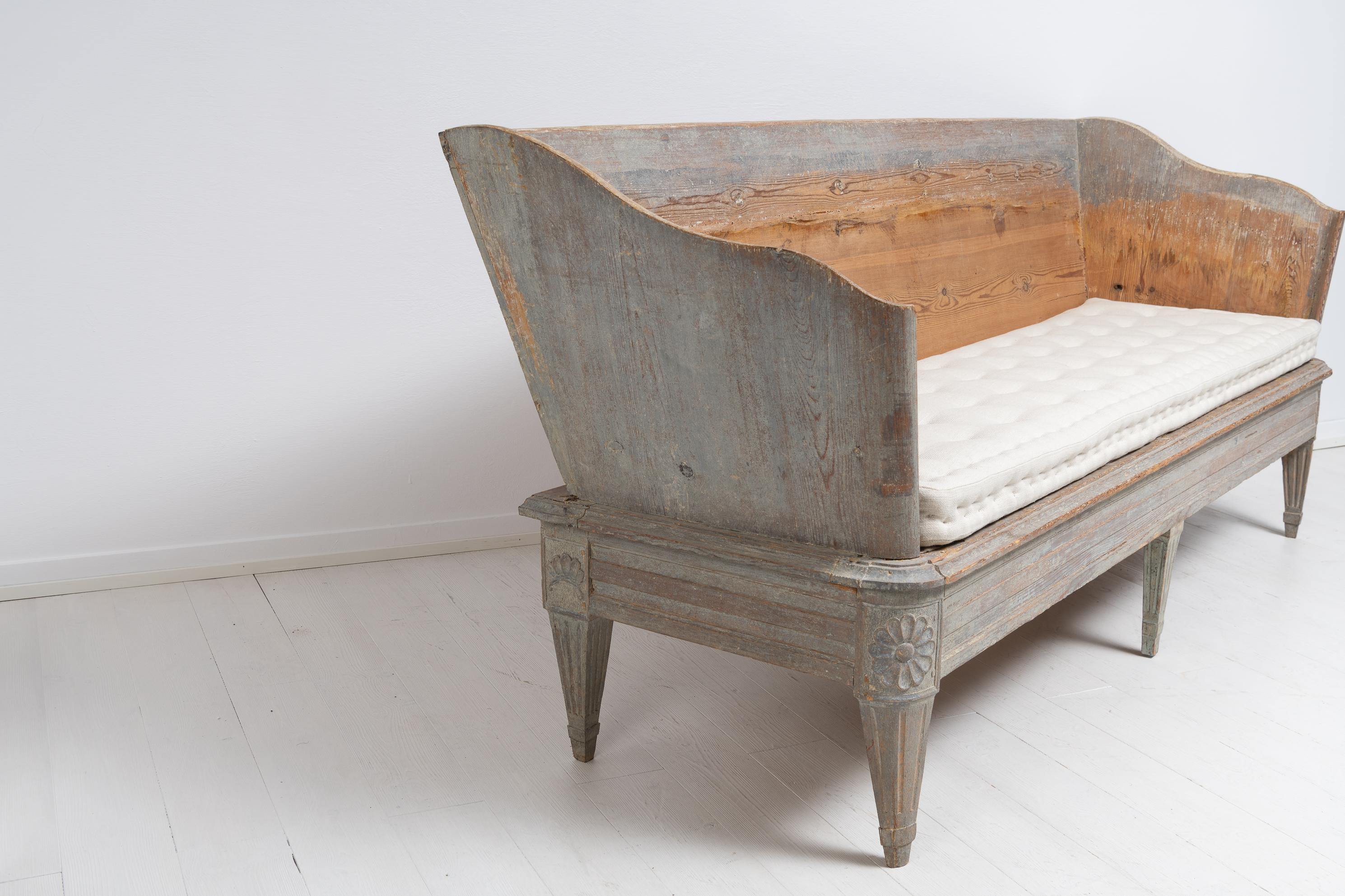 Elegant 18th Century Swedish Gustavian Sofa 8