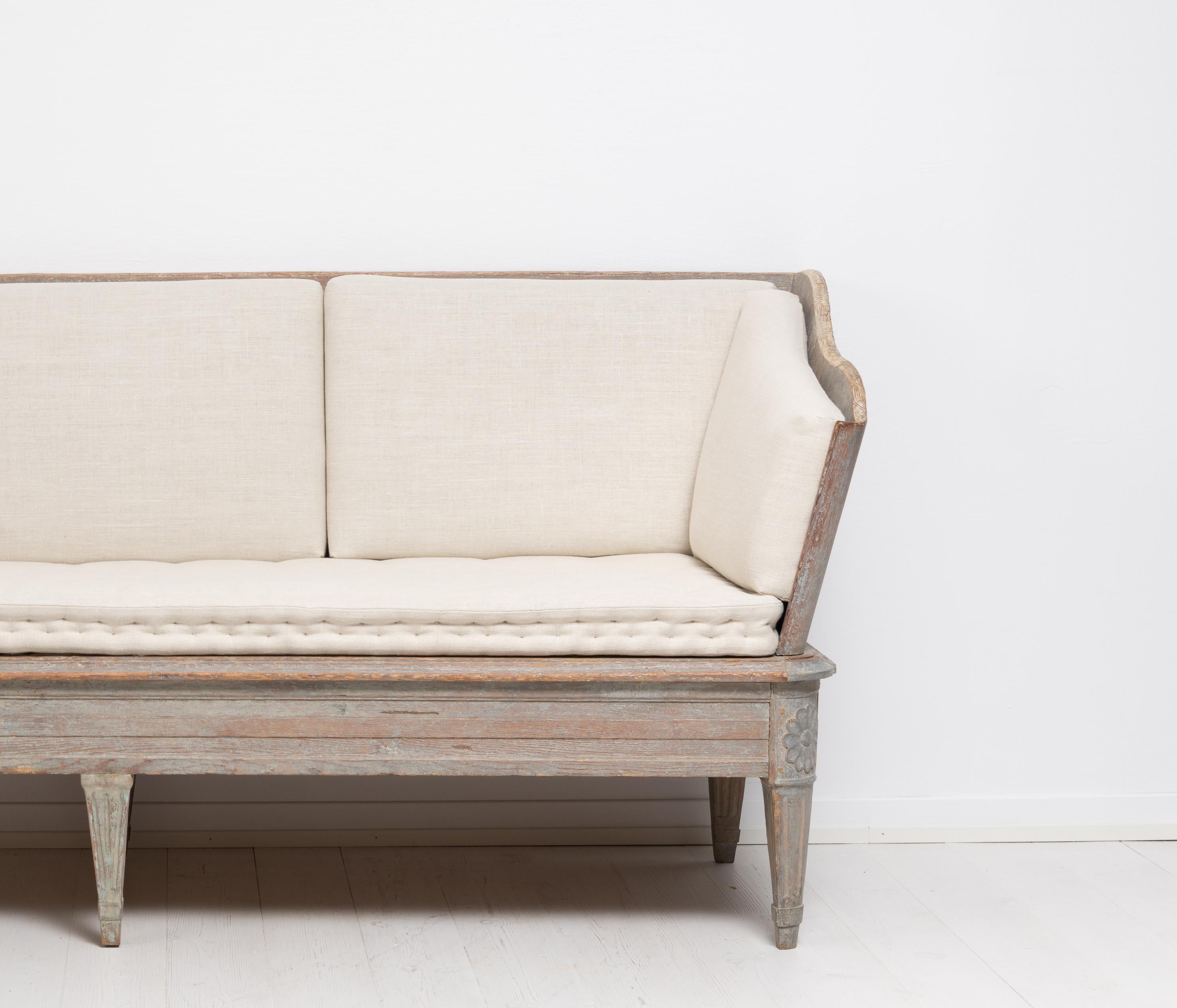 Elegant 18th Century Swedish Gustavian Sofa 2