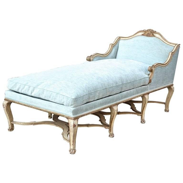 Elegant 18th Century Tuscan Rococo Daybed, Newly Upholstered For Sale
