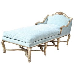 Elegant 18th Century Tuscan Rococo Daybed, Newly Upholstered