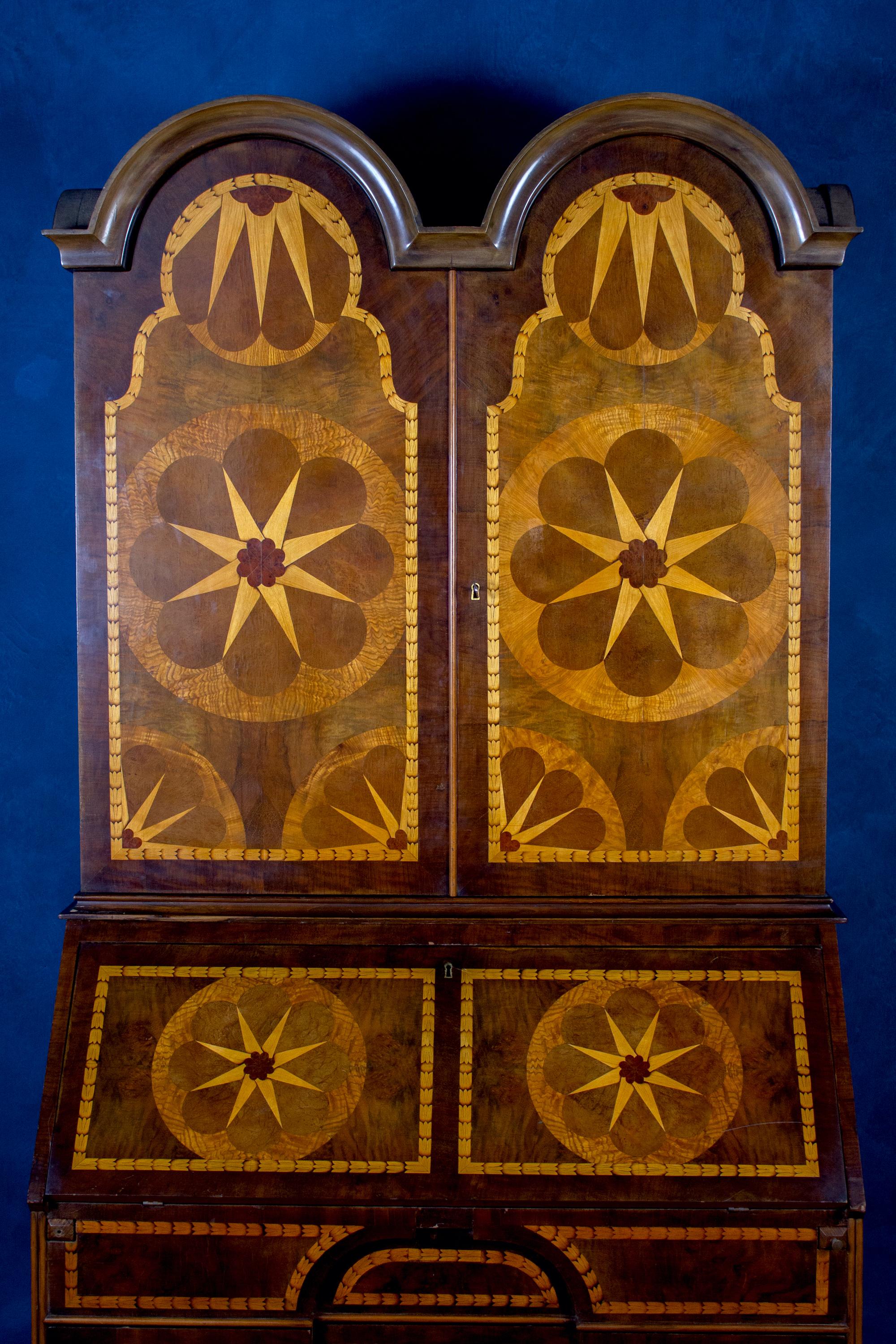 Walnut Elegant 19th Century Trumeau Cup Board or Cabinet For Sale
