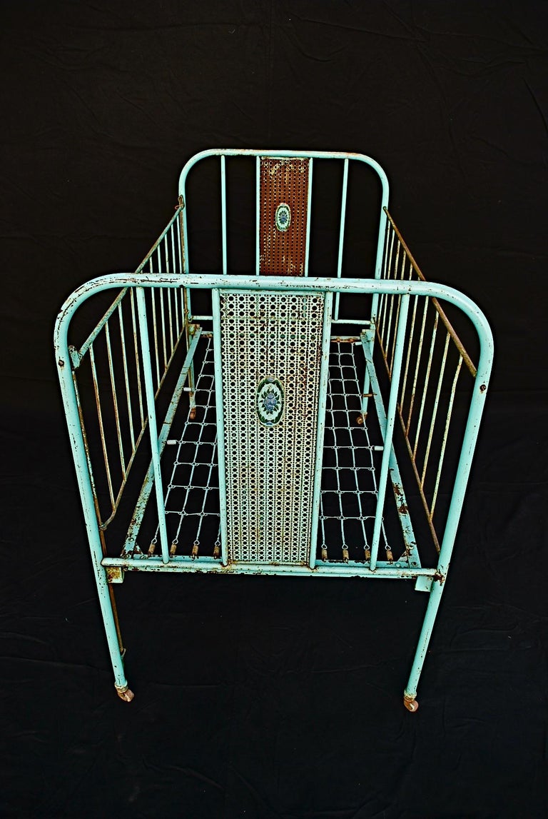 Elegant 19th Century French Baby/Dog Crib/ Bed For Sale at 1stDibs