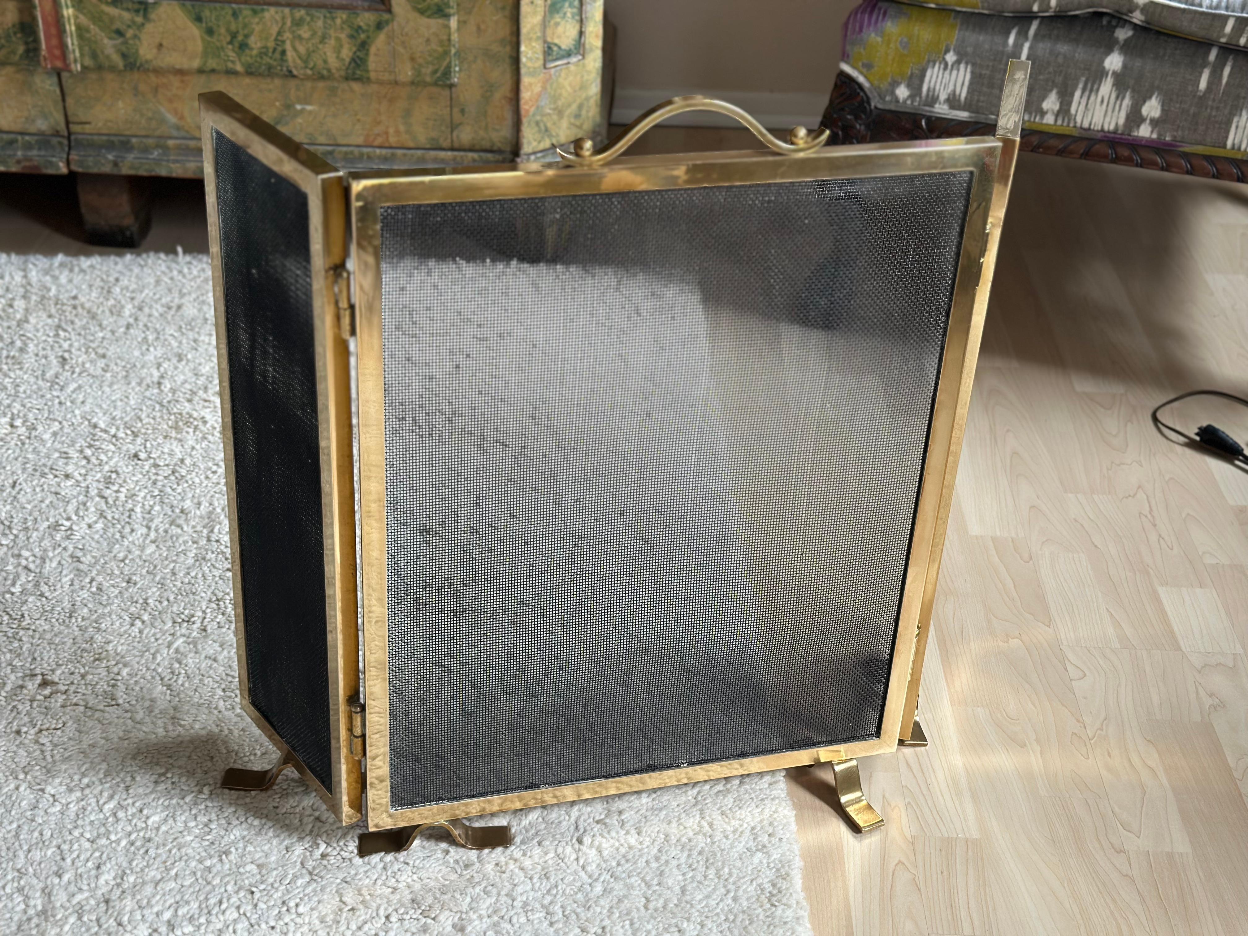 German Elegant 1920s Art Deco Brass Fireplace Screen For Sale
