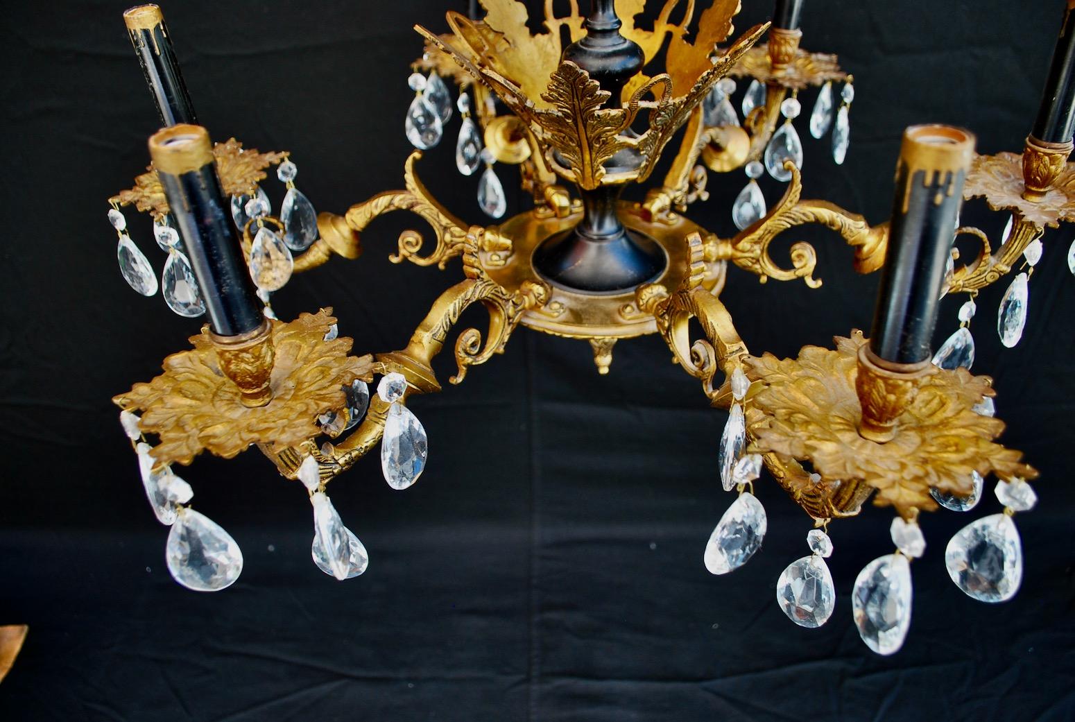 Elegant 1940s Brass Chandelier from Spain For Sale 2