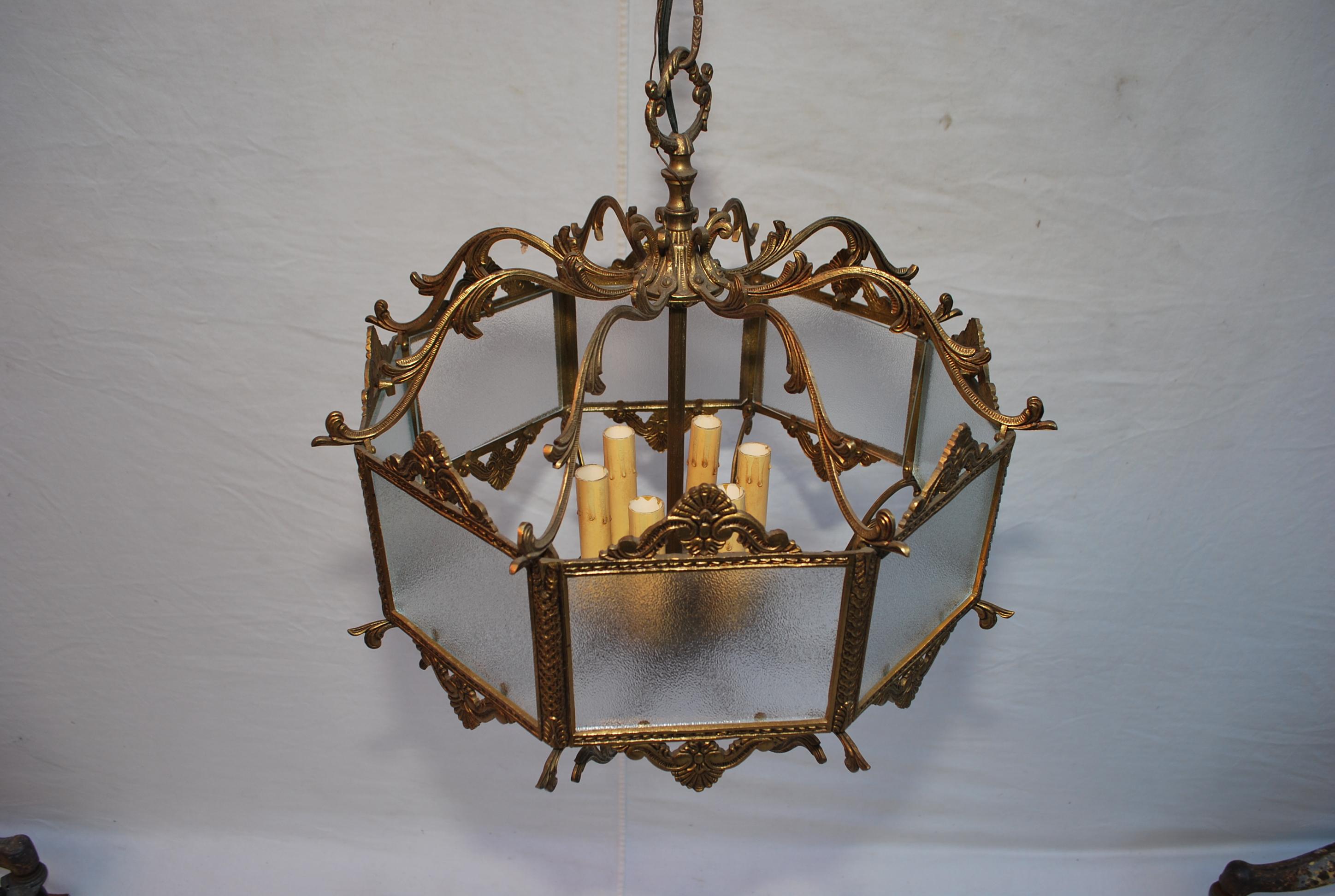 Elegante lanterne en laiton des années 1940 en vente 3