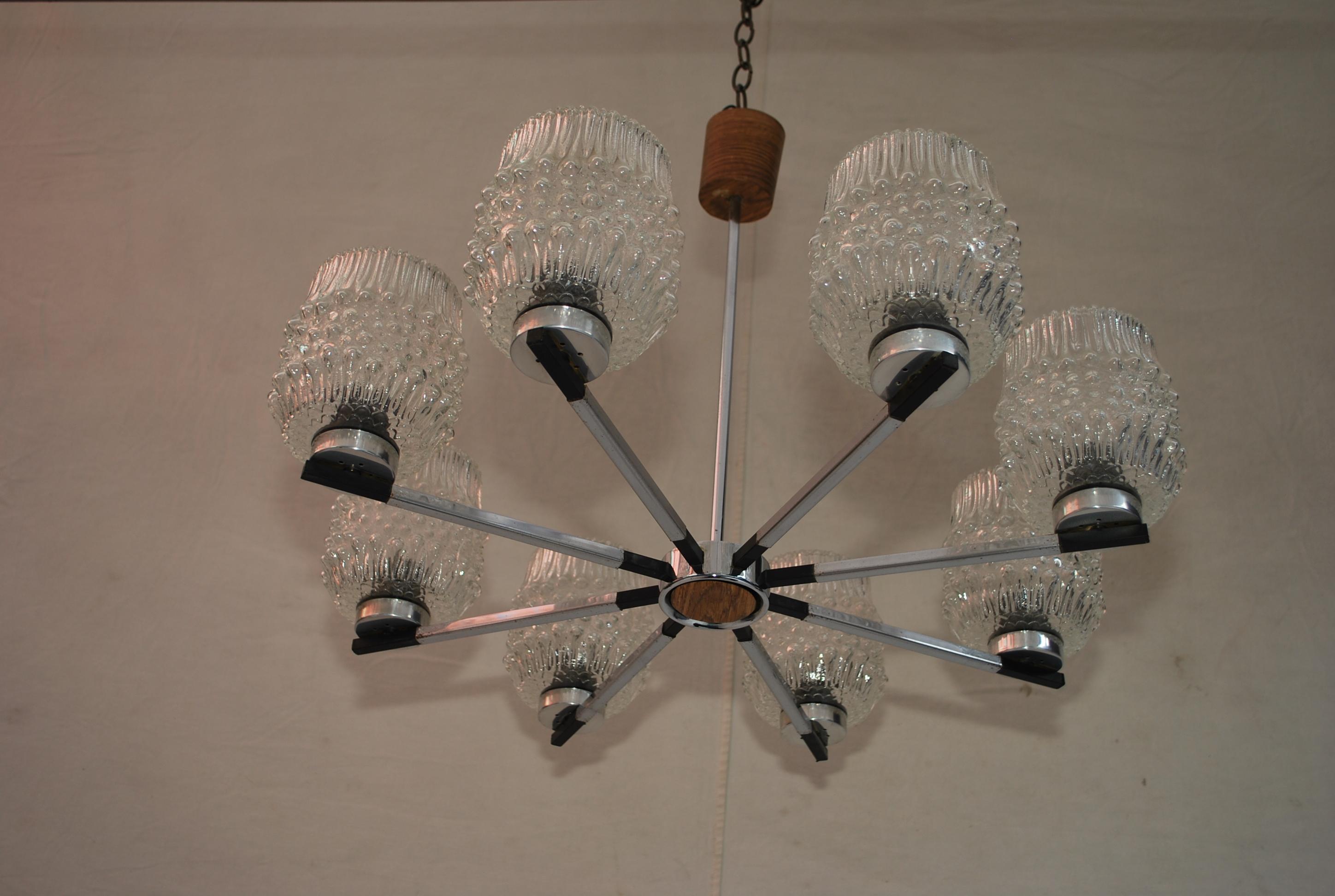 Elegant 1950s Chandelier from Germany For Sale 3