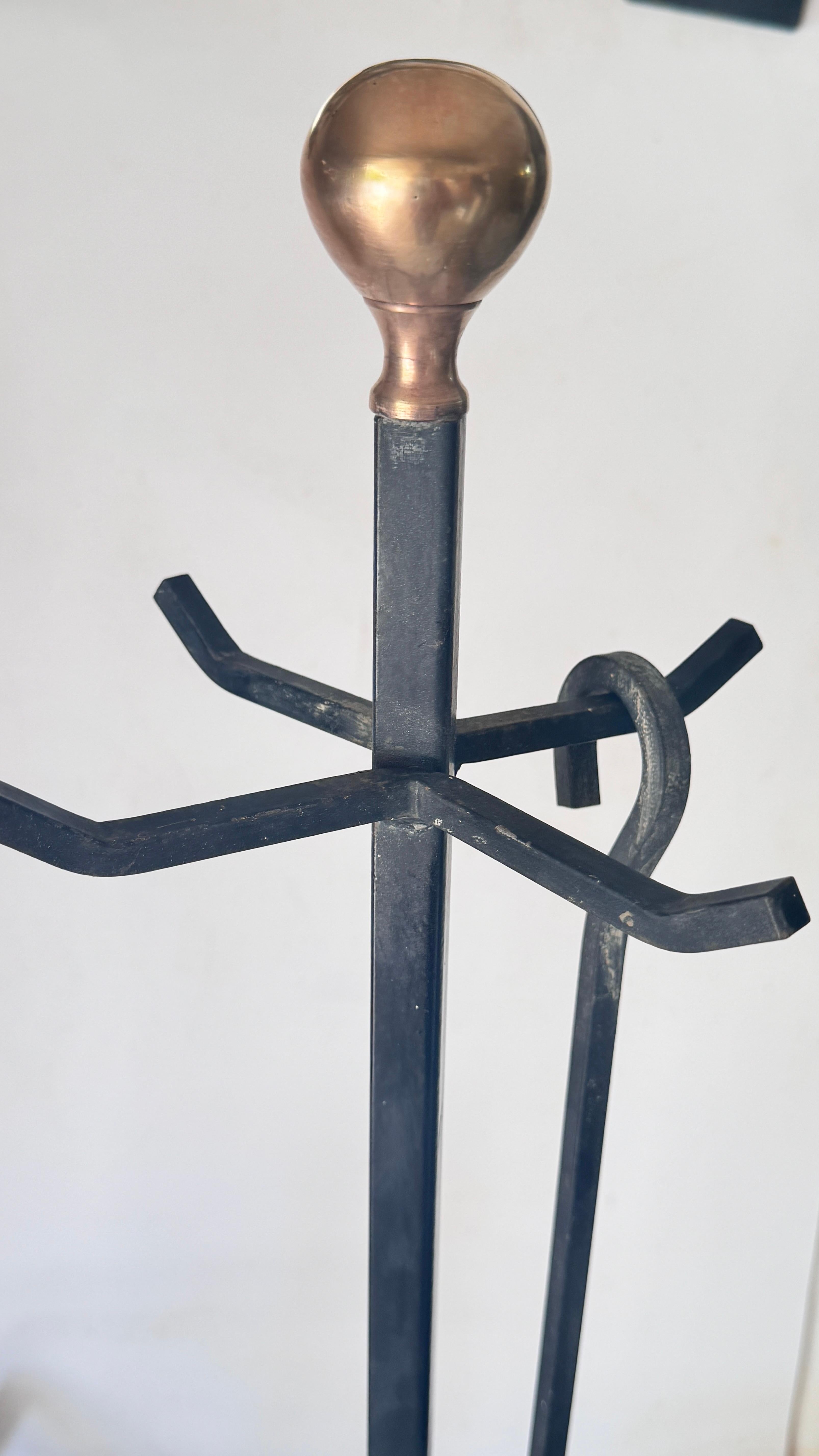 Elegant 1950s French Fireplace Tool Set Black Cast Iron with Polished Brass For Sale 5