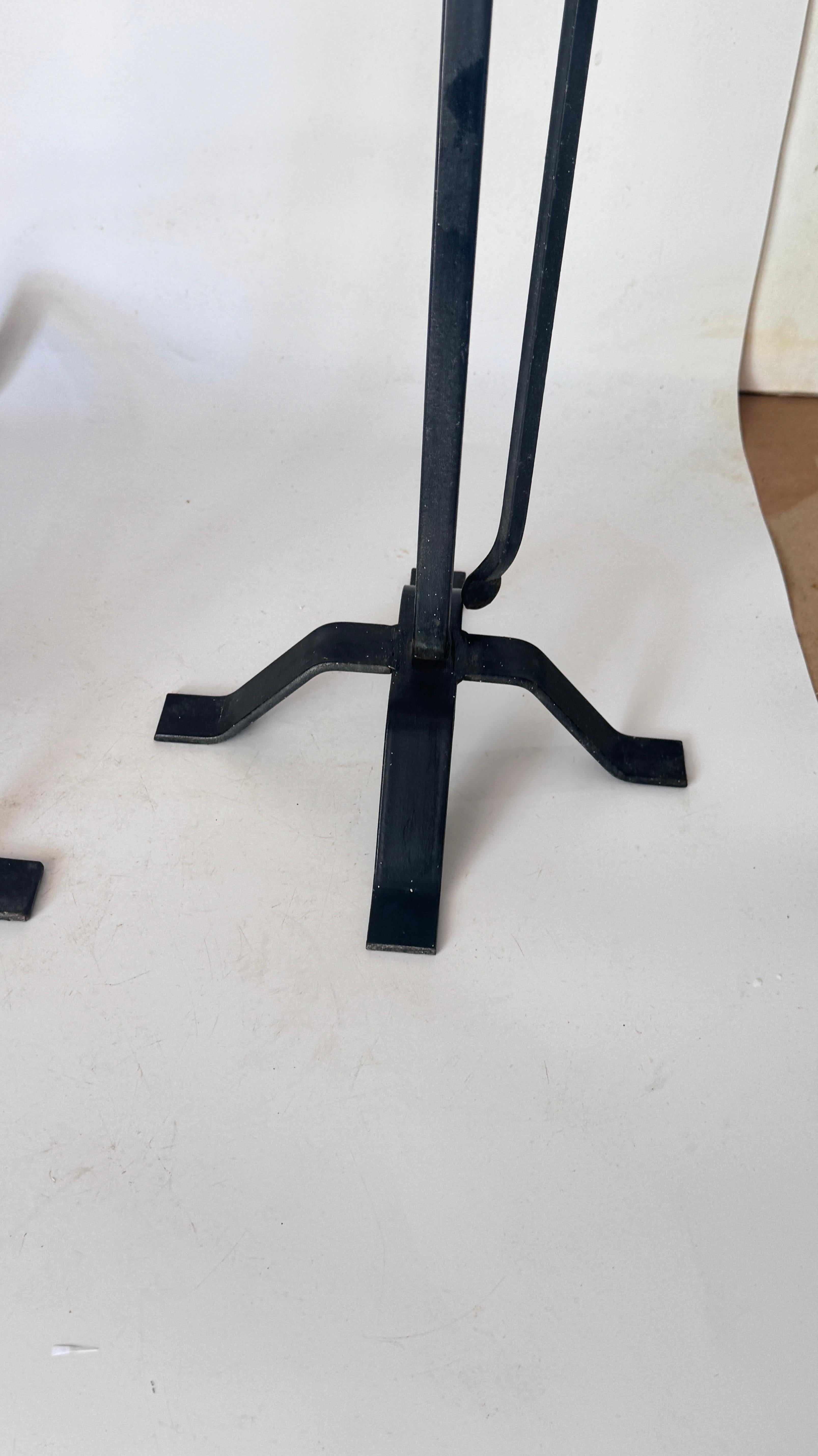 Elegant 1950s French Fireplace Tool Set Black Cast Iron with Polished Brass For Sale 6