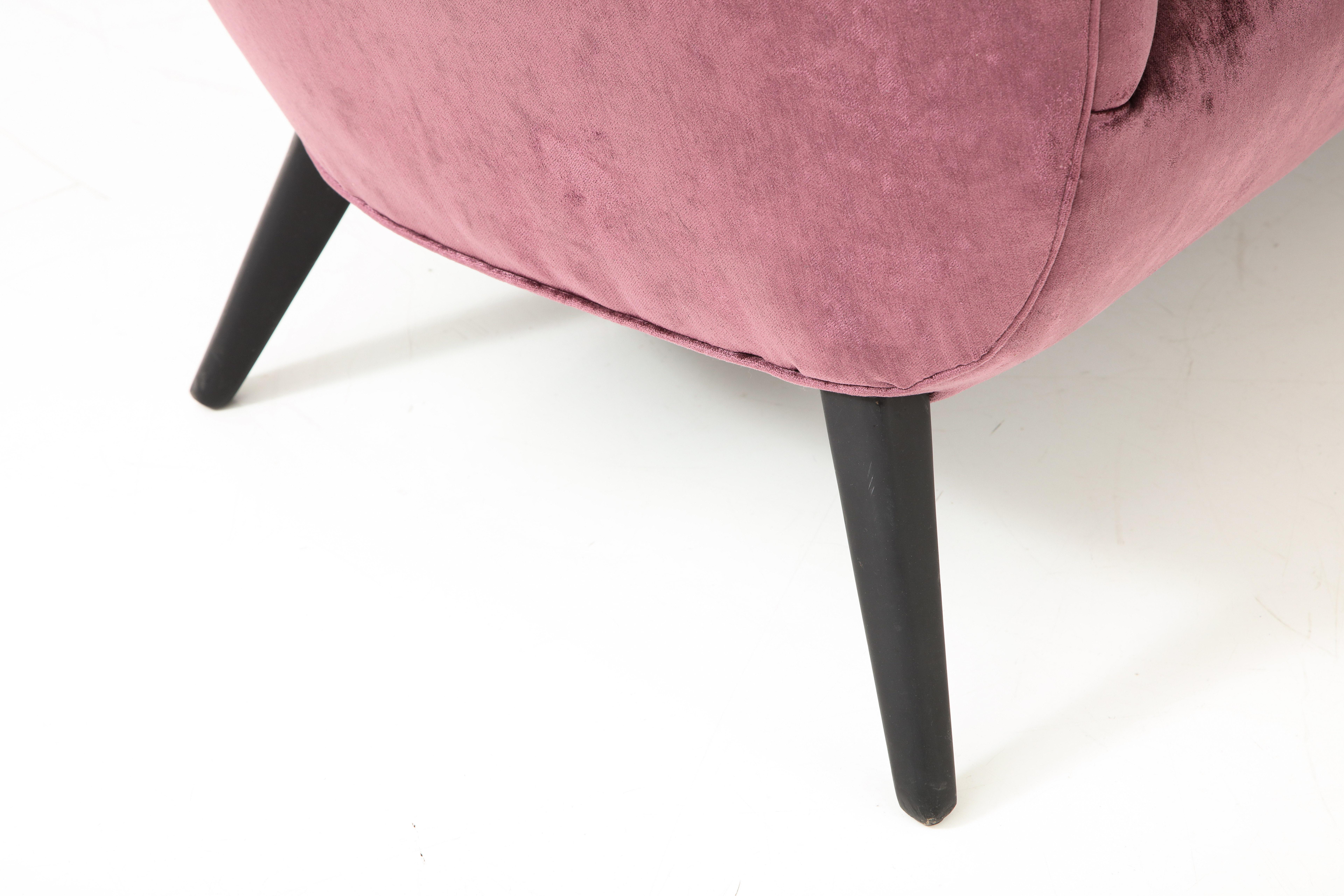 Elegant 1950s French Sofa 2