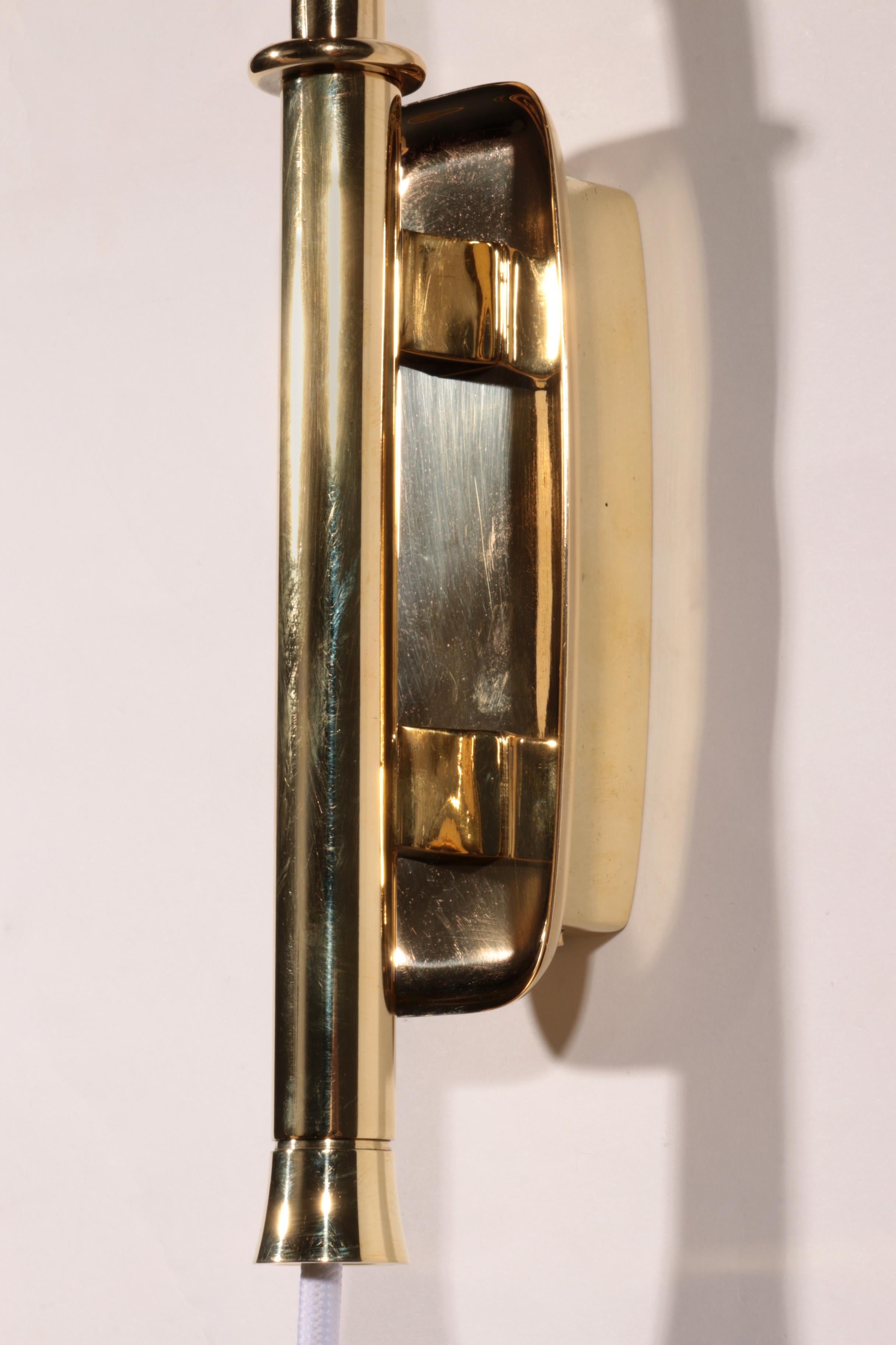 Elegante aplique diábolo italiano de latón de los años 50 muy raro en venta 3