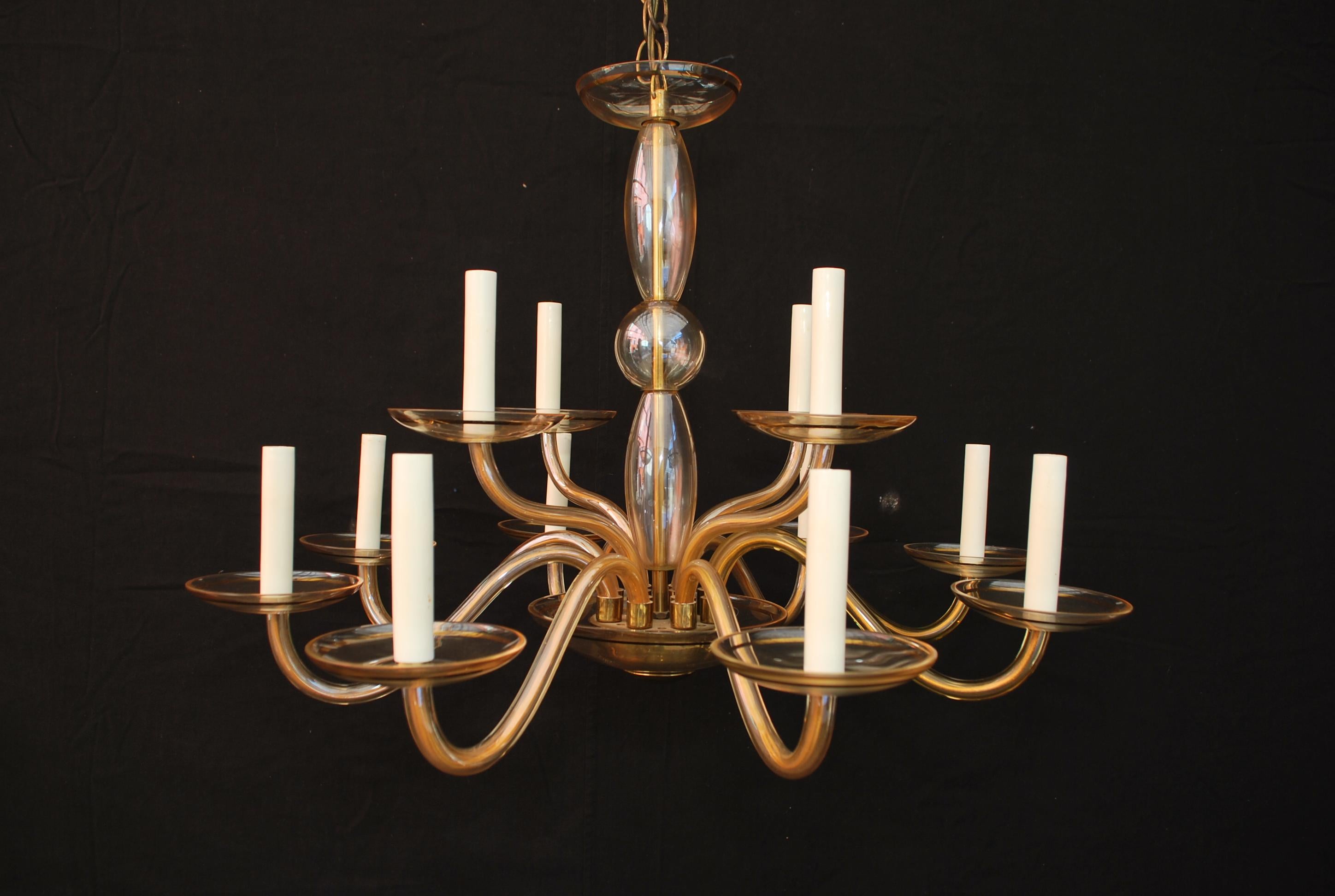 Italian Elegant 1950's Murano chandelier For Sale
