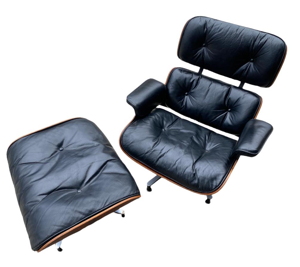 Leather Elegant 1960s Eames Lounge Chair and Ottoman