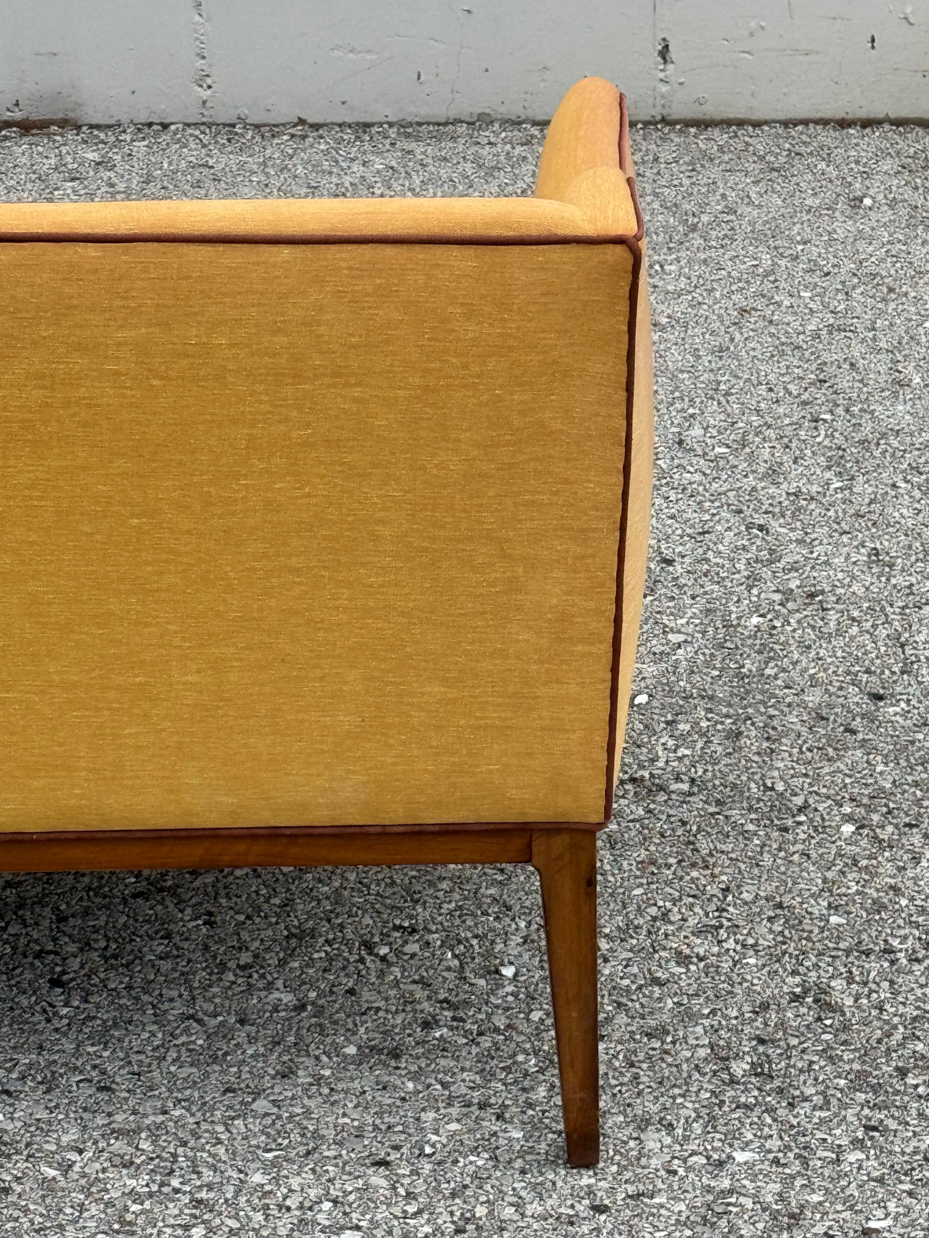Elegant 1960s Mid-Century Modern Jens Risom Designed Sofa or Settee & Wood Frame For Sale 8