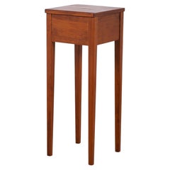 Elegant 1960s Teak Wood Pedestal – Timeless Scandinavian Design