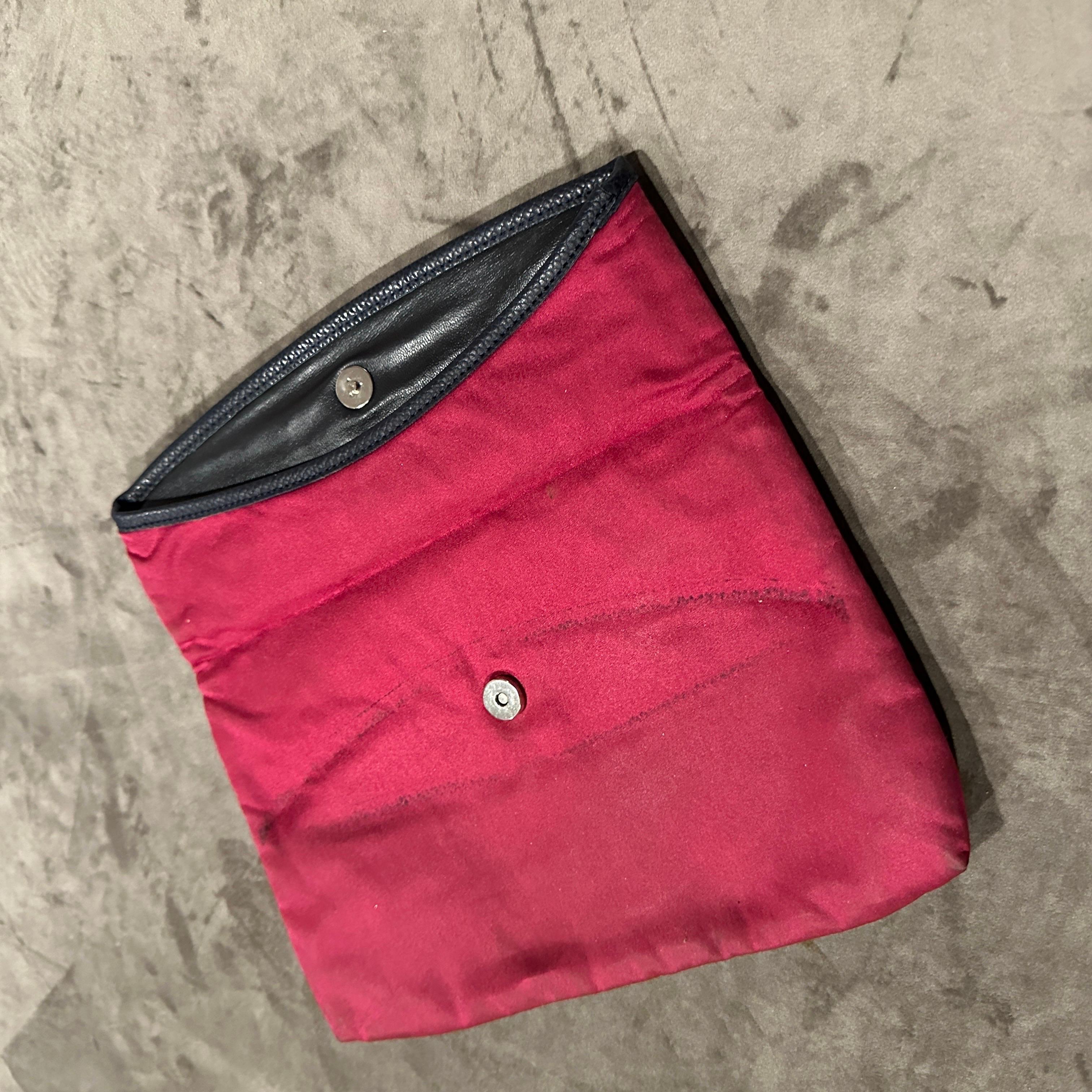 Elegant 1960s Vintage Sorelle Fontana Silk and Leather Evening Clutch For Sale 6
