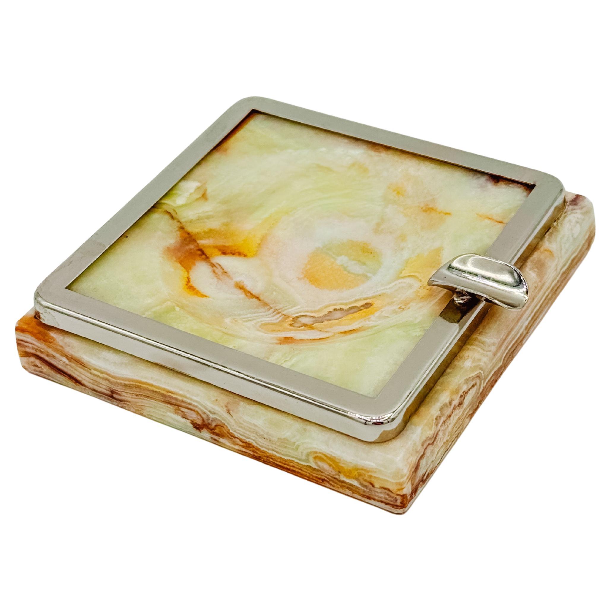 Elegant Cendrier Italien des années 1970 en Onyx et Chrome - Vintage Mid-Century Modern Stone en vente