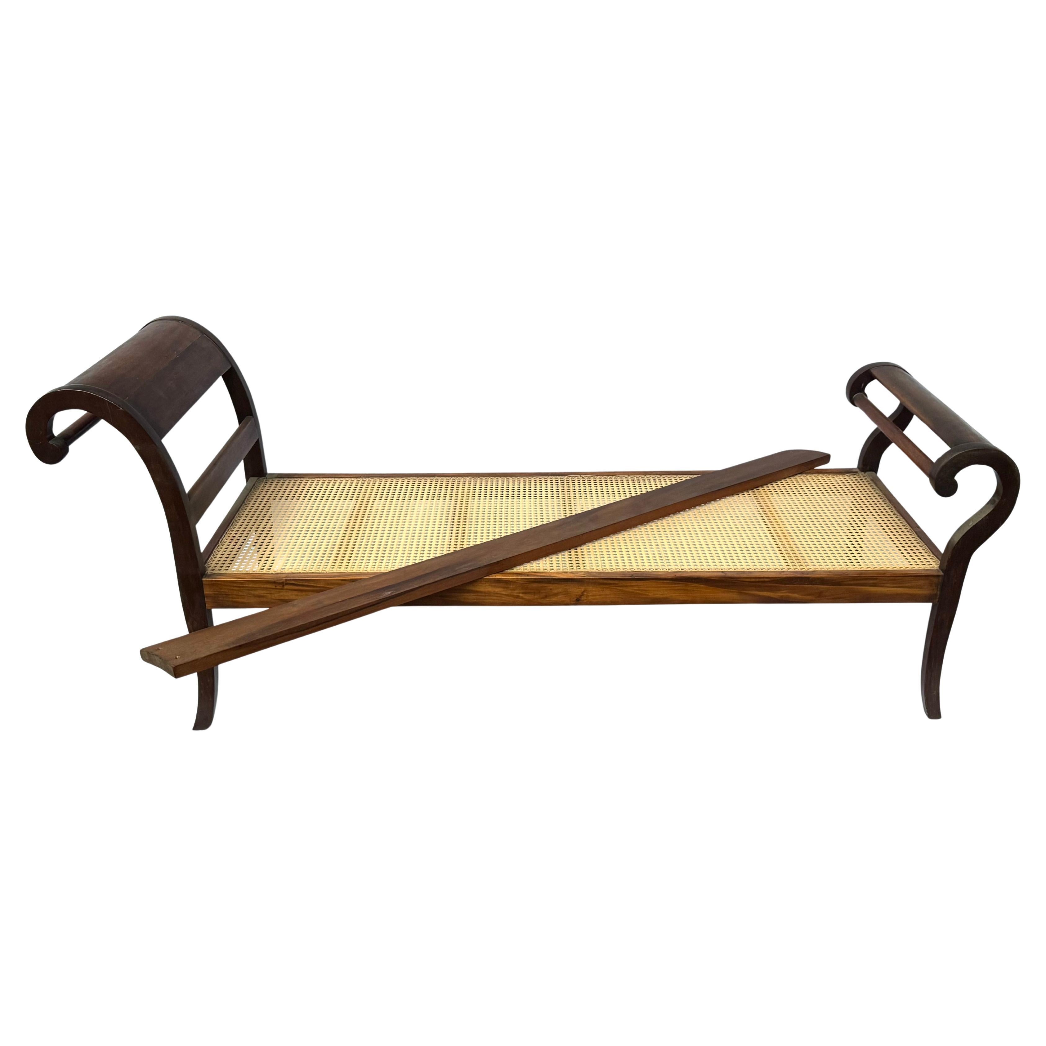 Elegant 19th-Century Brazilian Empire Bench -  Settee - Recamier In condizioni buone in vendita a Rio De Janeiro, BR