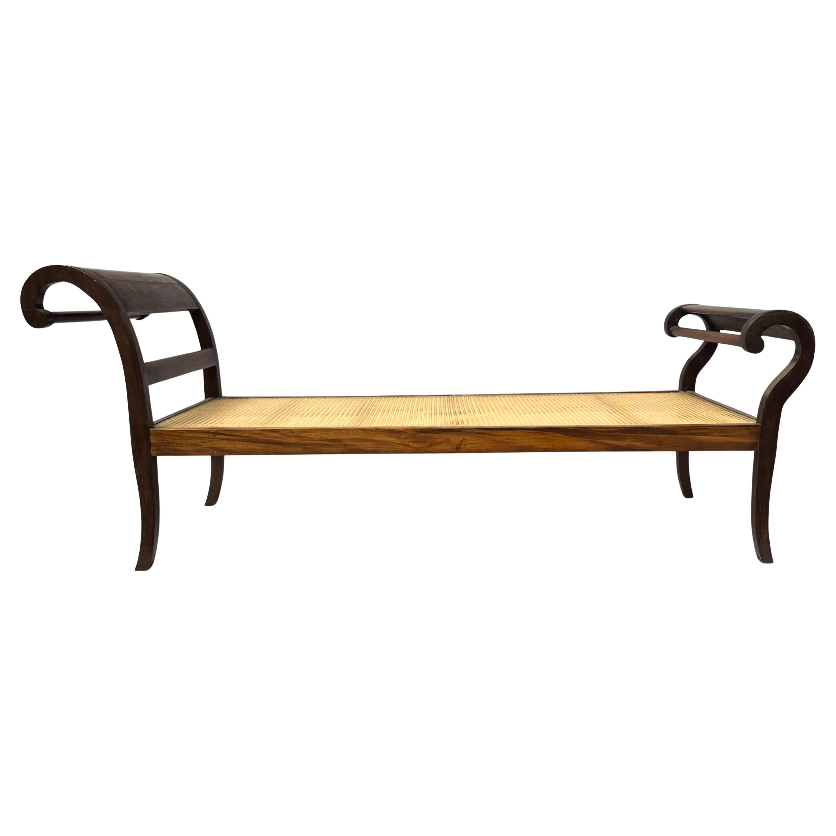 Elegant 19th-Century Brazilian Empire Bench -  Settee - Recamier in vendita