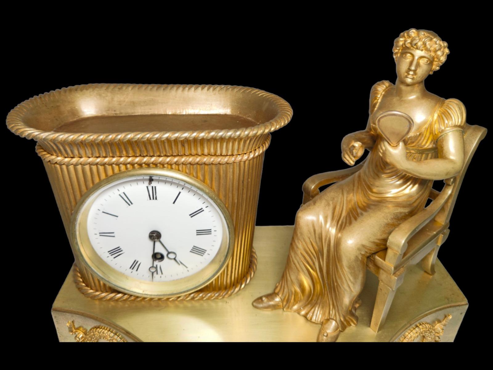 Bronze-Uhr Empire des 19. Jahrhunderts im Angebot 3