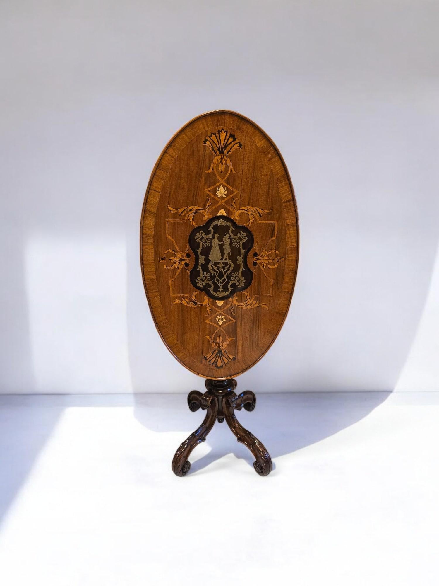 Elegance Table anglaise du 19e siècle en marqueterie de bois exotiques en vente 9